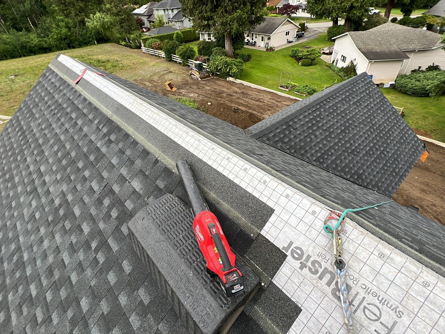 Residential Roofing Installation using GAF Charcoal HDZ by Top Notch Roofing Inc