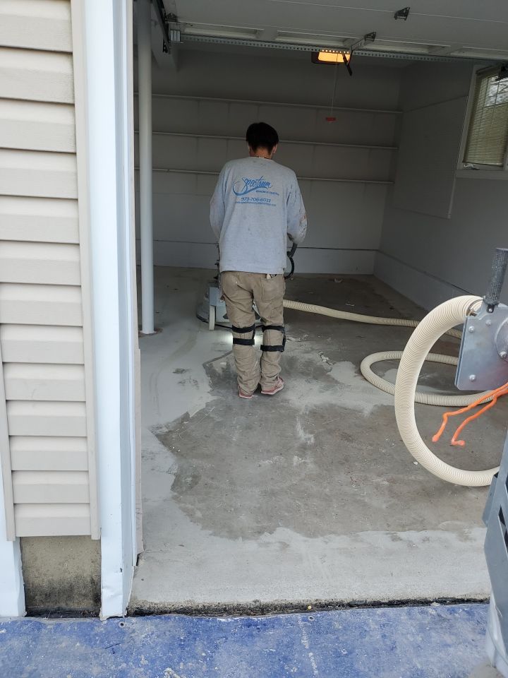 Garage Floor in Mt. Everest, Walls/Ceiling in White by Spectrum Painting, LLC
