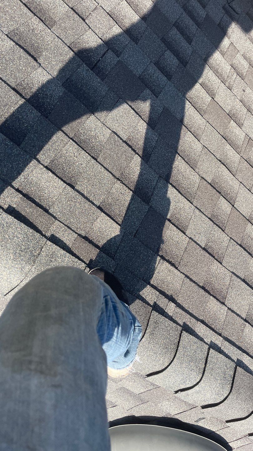 GAF HDZ - Weathered Wood by Elite Roofing LLC