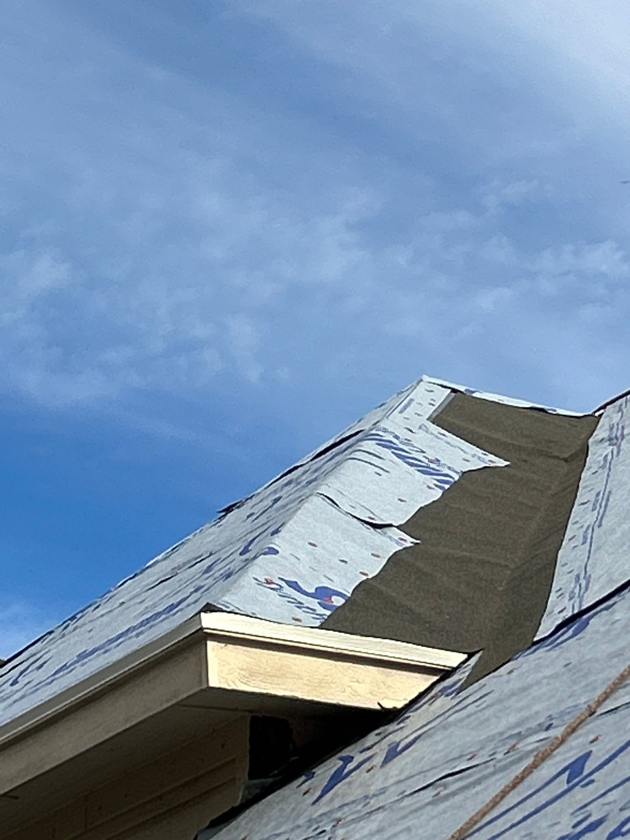 Residential Roofing Installation using ATLAS Pinnacle Pristine Shingles by Harvey Roofing & Construction