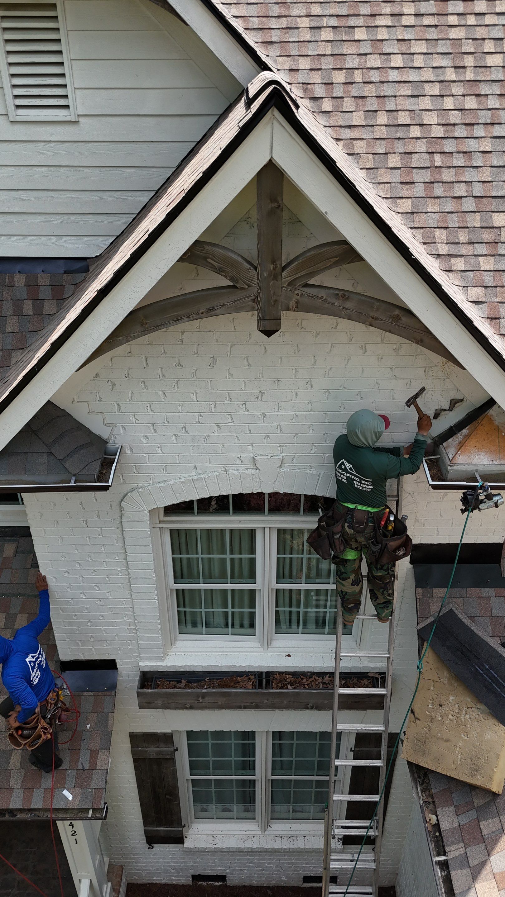 Roof Replacement - GAF Timberline HDZ Golden Harvest  by Pro Performance Roofing