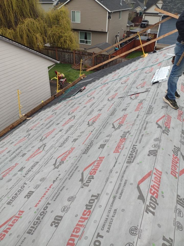 Residential Re-Roof in Albany Oregon by Orezona Building & Roofing Company, Inc.