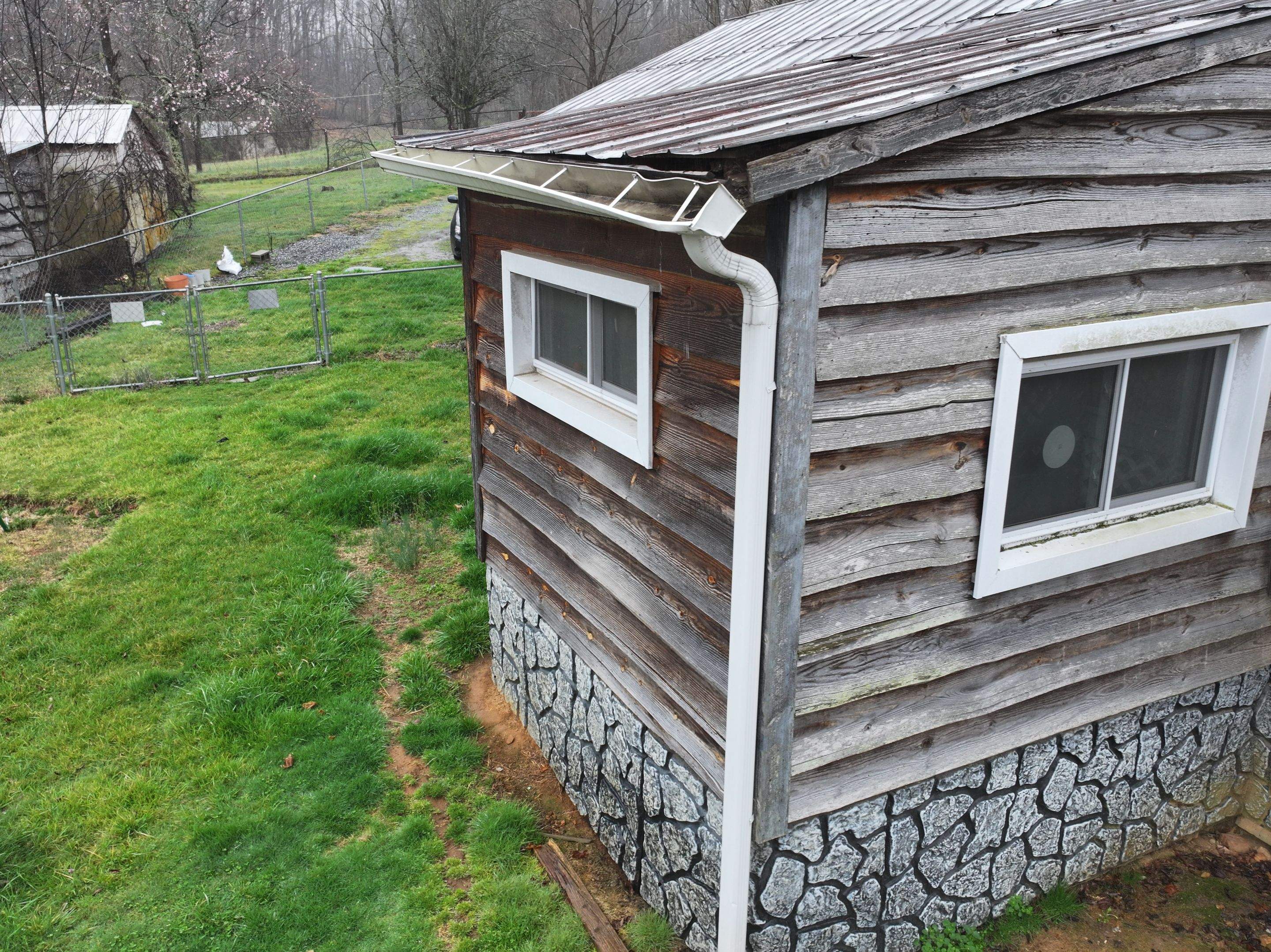 Dameron Residence by Omnia Roofing