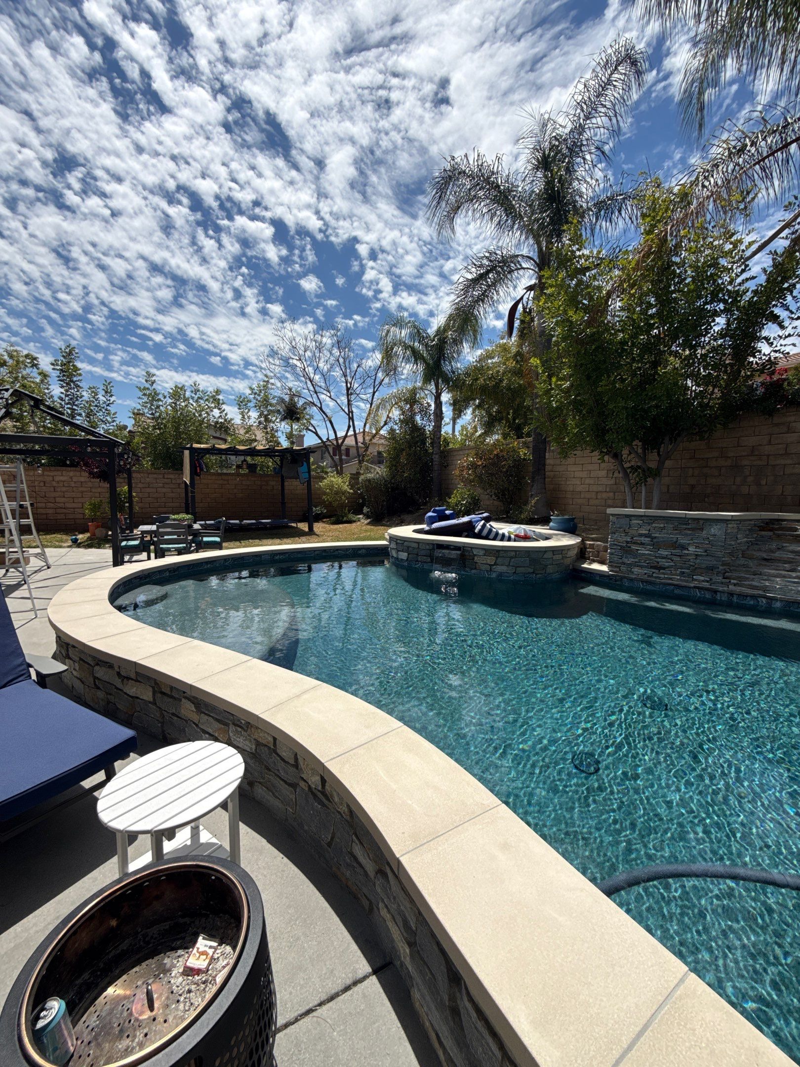 Project in Castaic by Thomas Pools