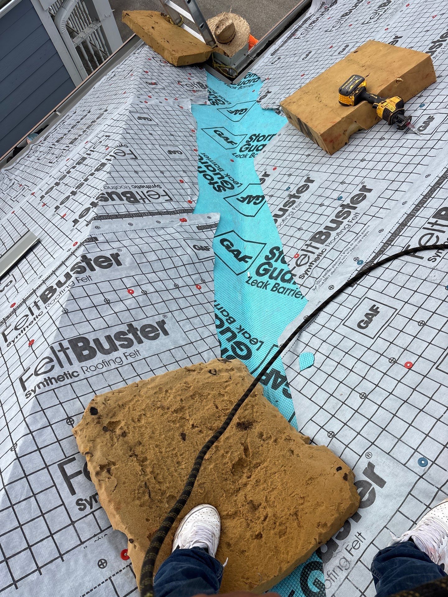 Roof Replacement Houston by Roof Repair Services LLC
