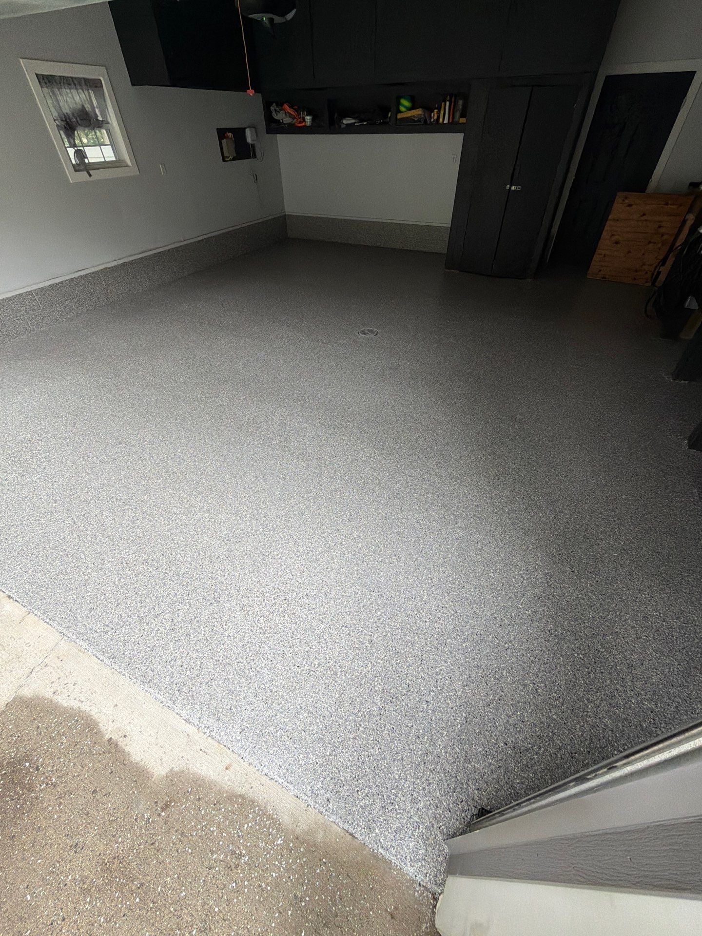 Garage Epoxy Flake Floor and Concrete Crack Repair in Twin Lake by Gordon Painting
