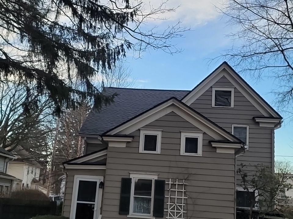 ATLAS PINNACLE COLOR: PRISTINE PEWTER DRIP EDGE: BLACK by Eagle Eye Roofing