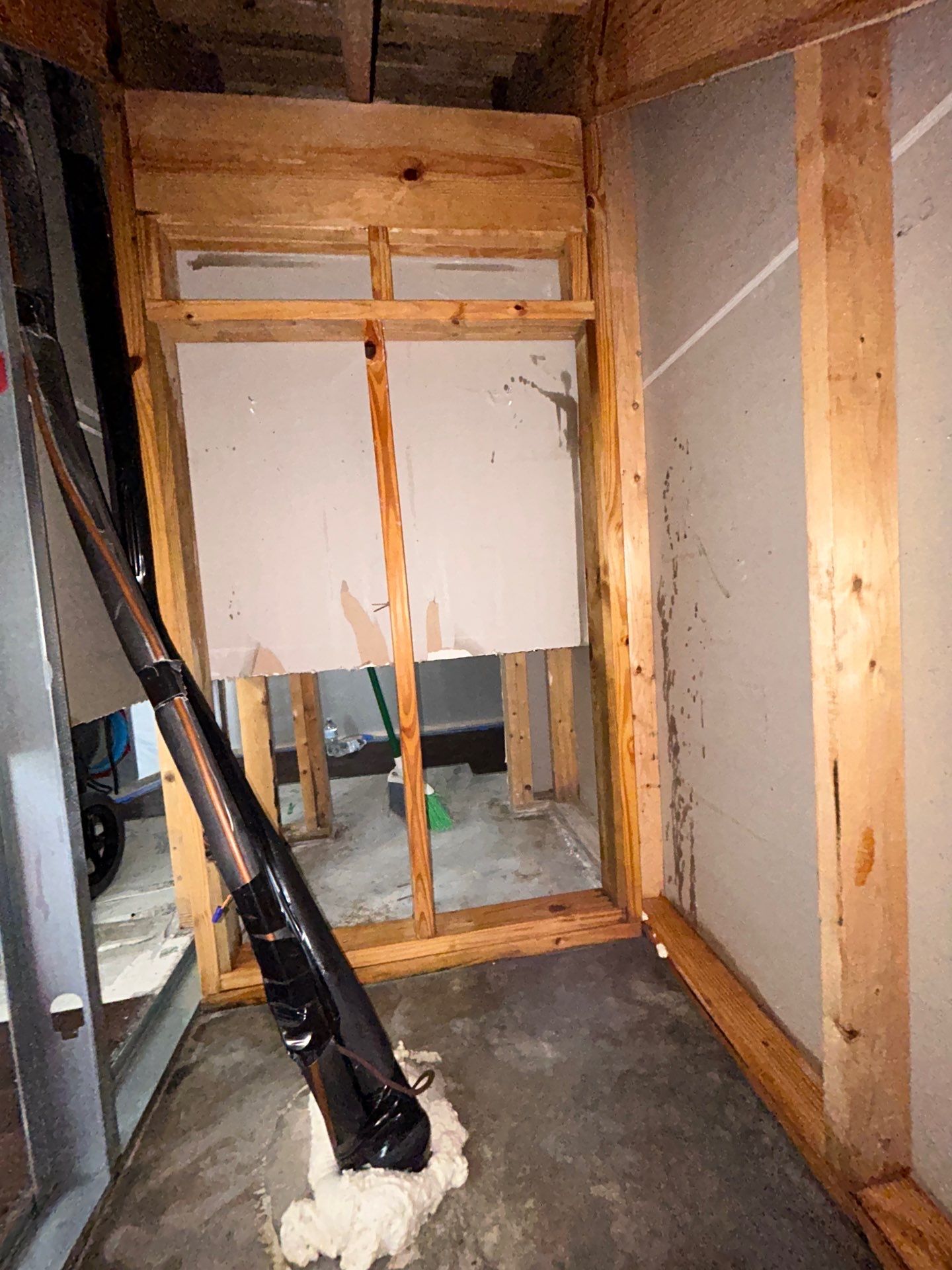 Stansell - water and mold photos  by THE RAPID TEAM