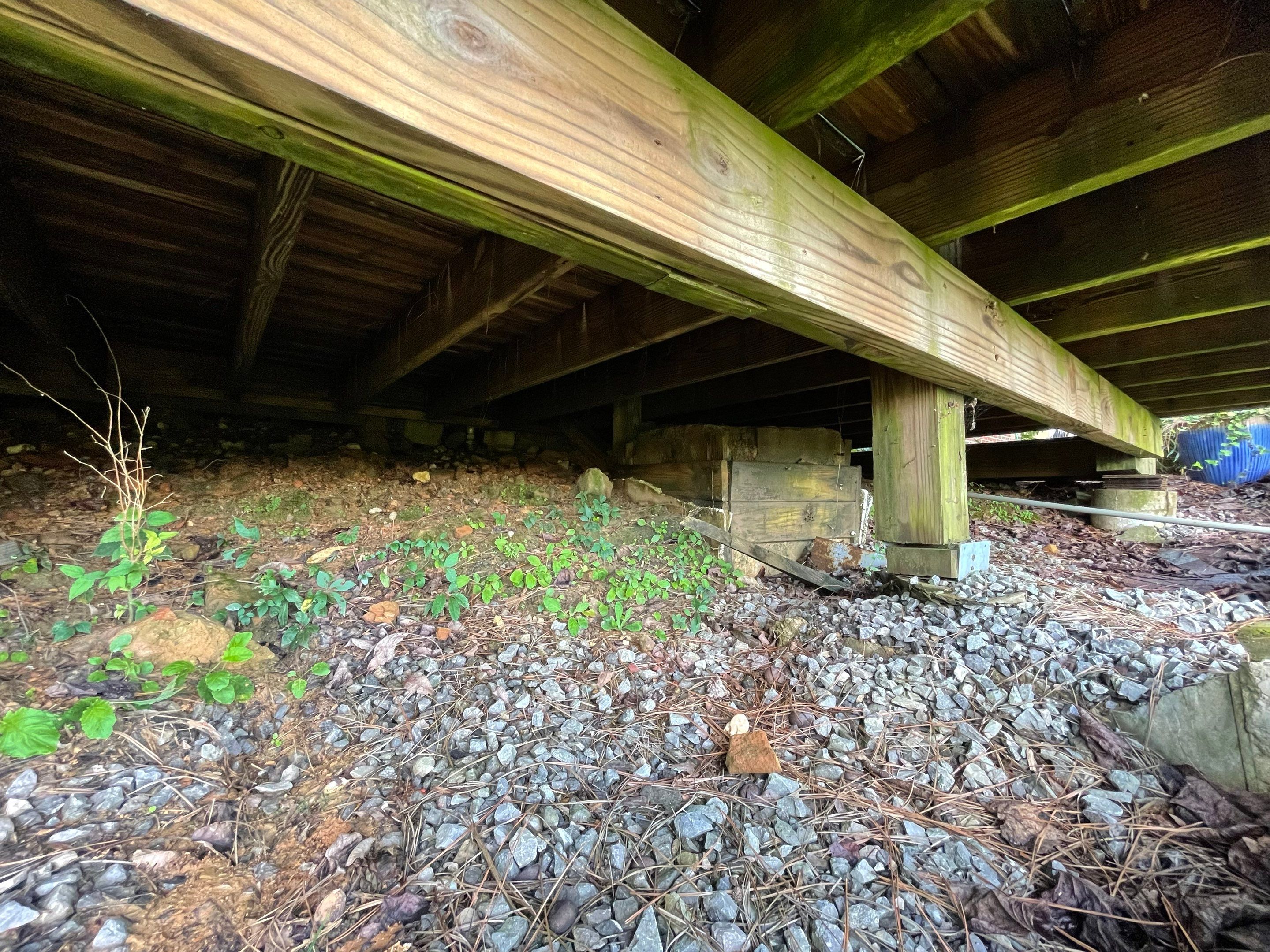 Shades Crest - Deck by Pillar and Pine