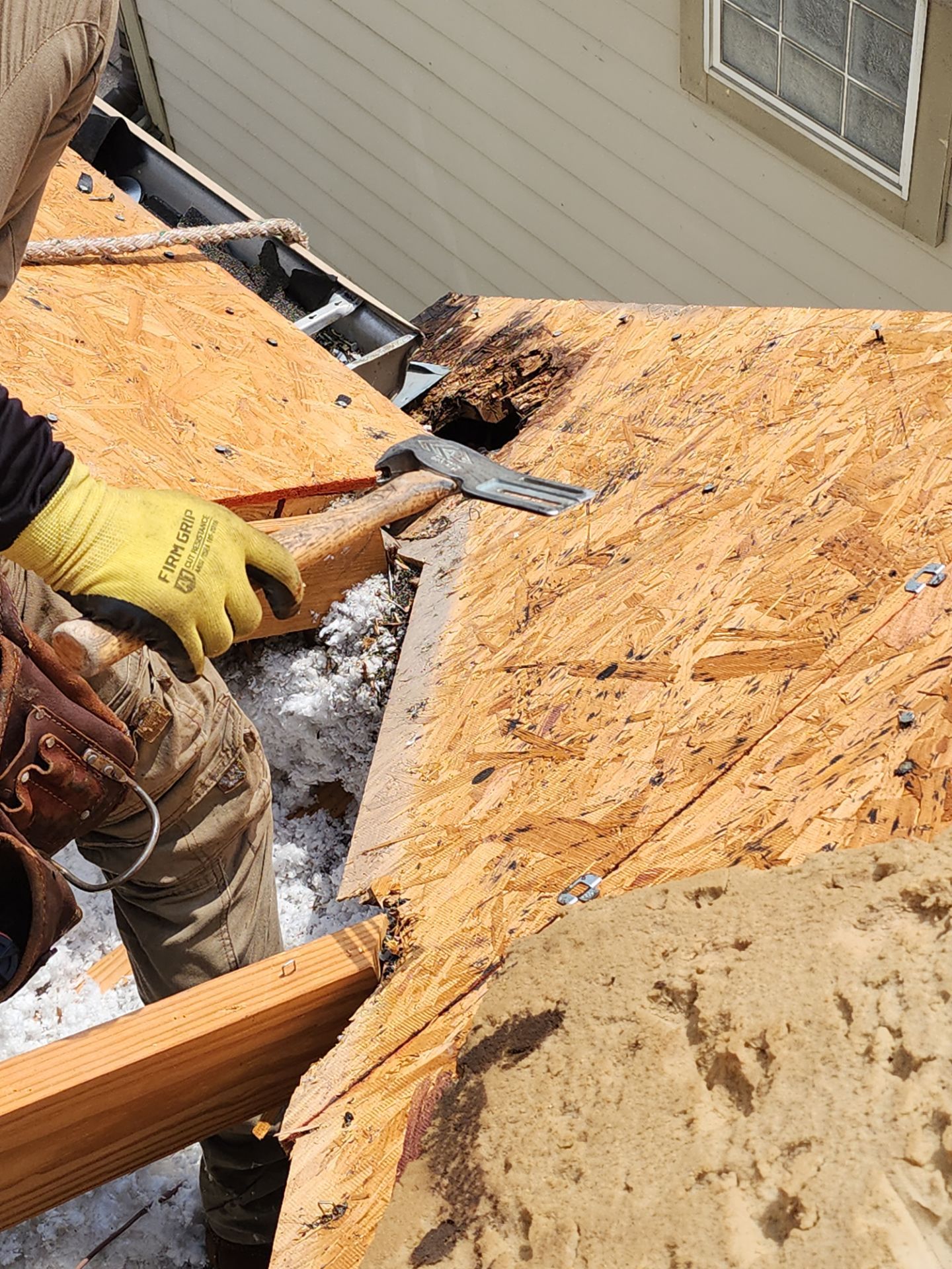 Residential Roofing Installation using Owen's Corning Duration (Lifetime) Shingles by Roof Repair Company