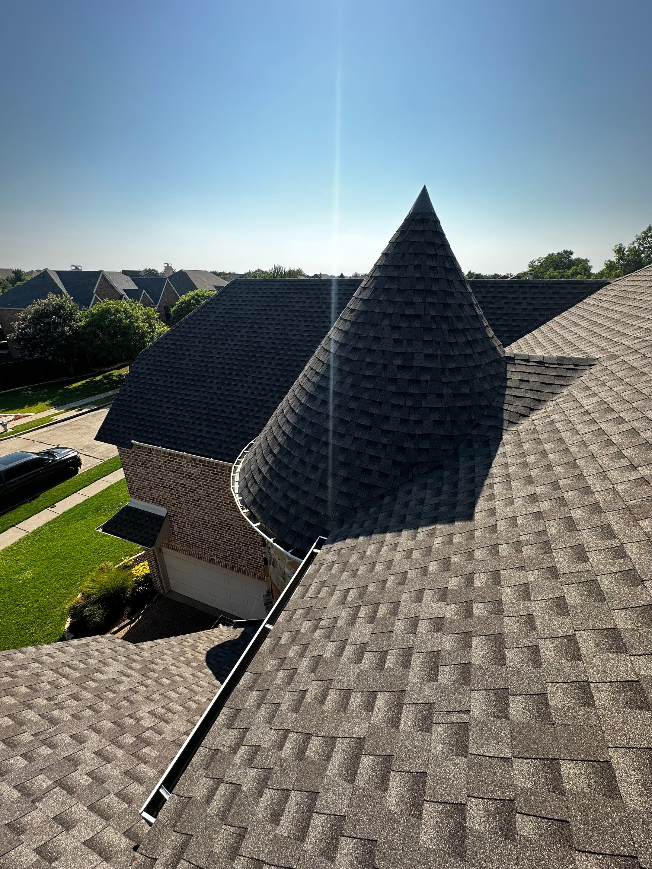 GAF HDZ - Weathered Wood by Elite Roofing LLC