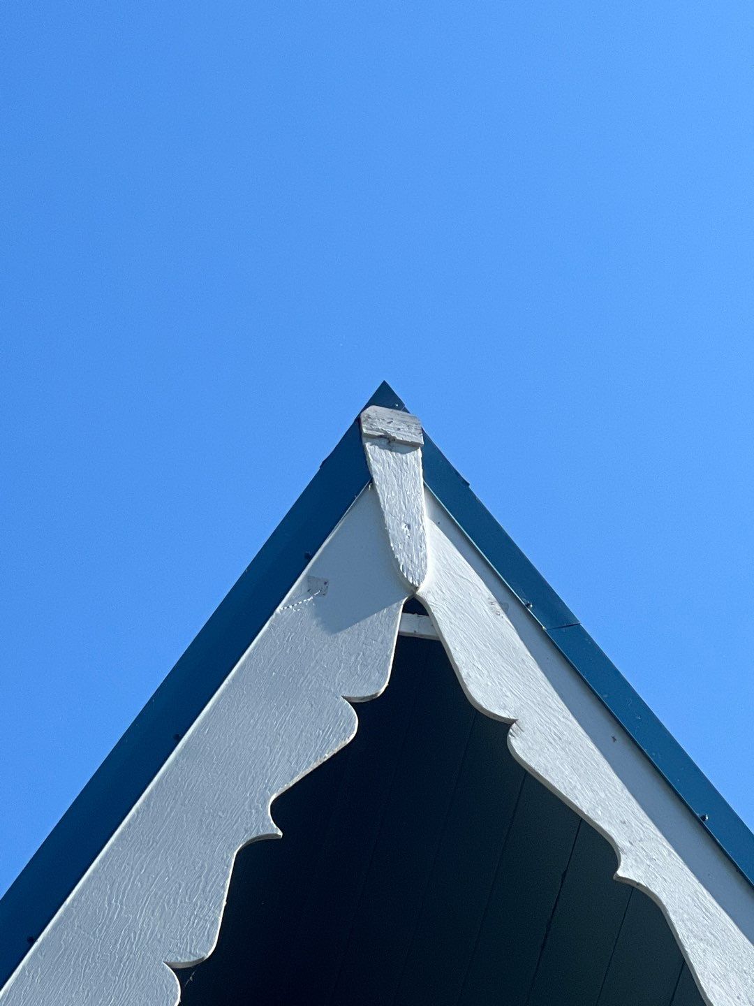 Residential ReRoofing Installation using Duraclad 26ga by Top Notch Roofing Inc