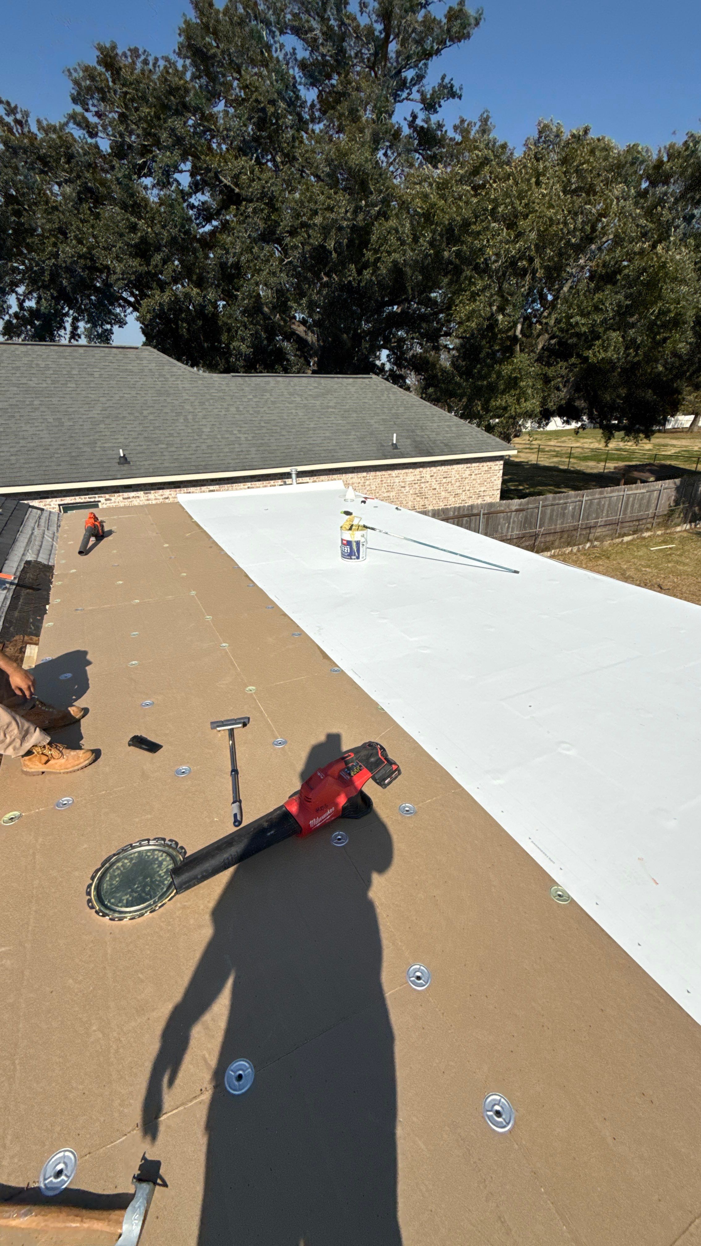 Roof Replacement in New Orleans by HDS Contractors