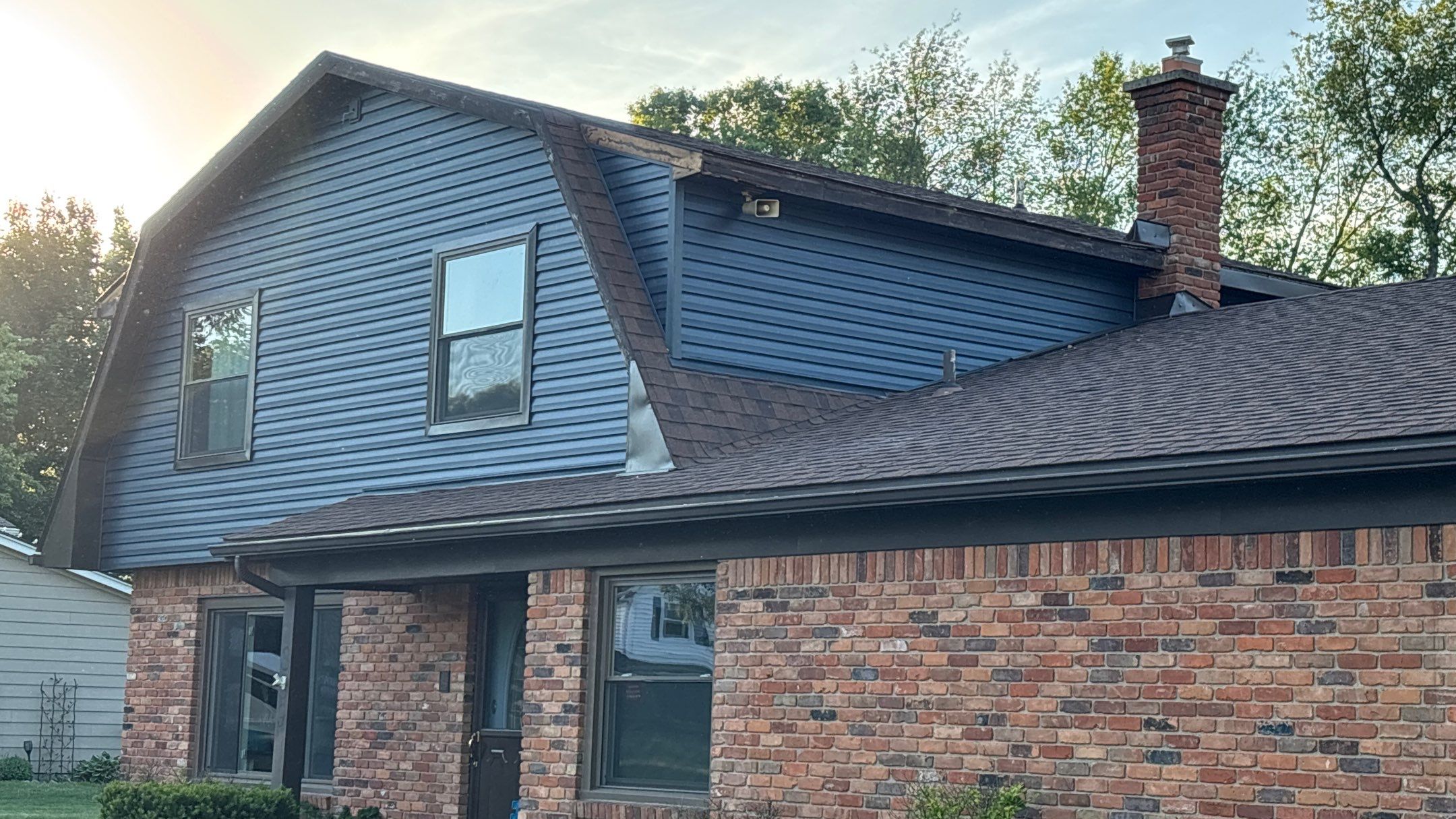 Siding Replacement using Alside Charter Oak D4.5" by 180 Contractors