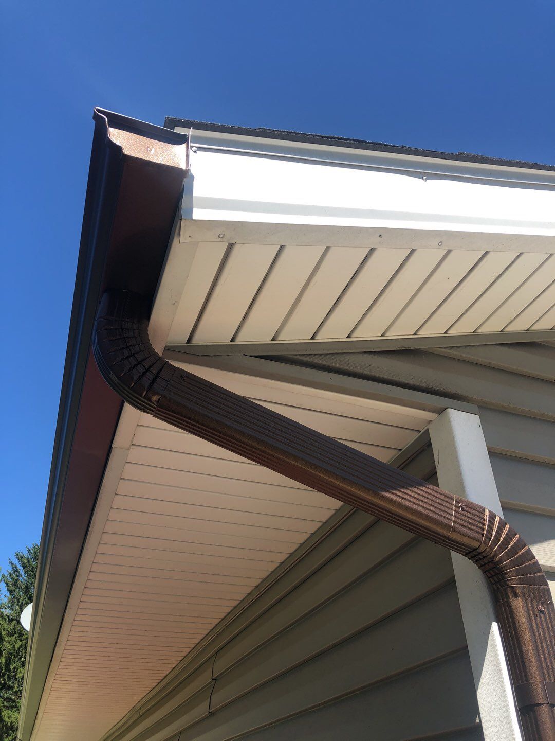Linda Oyster by Silver Leaf Contracting 