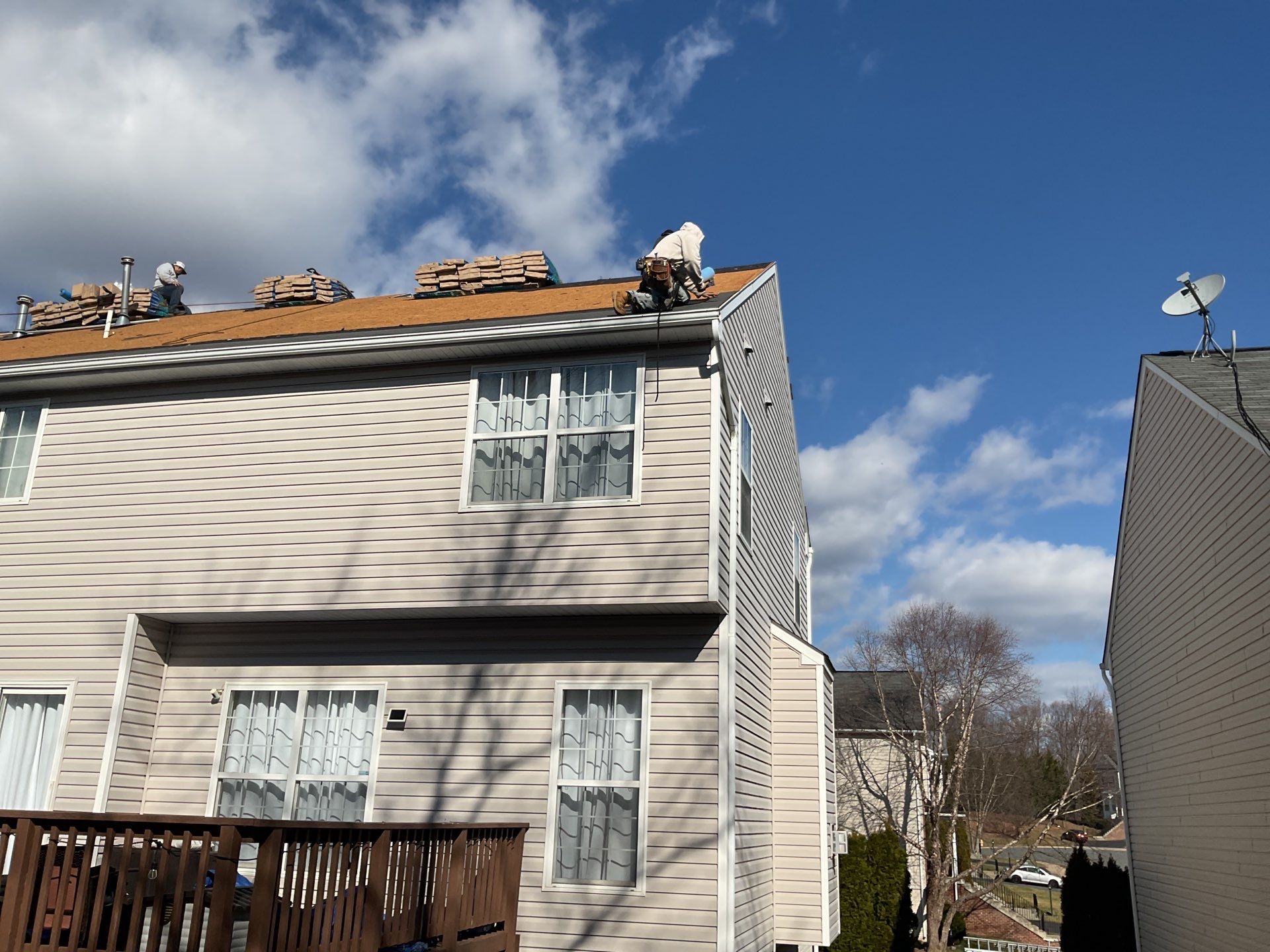 Woodbridge CertainTeed Landmark Roof in Charcoal Black by RM Banning, Inc.