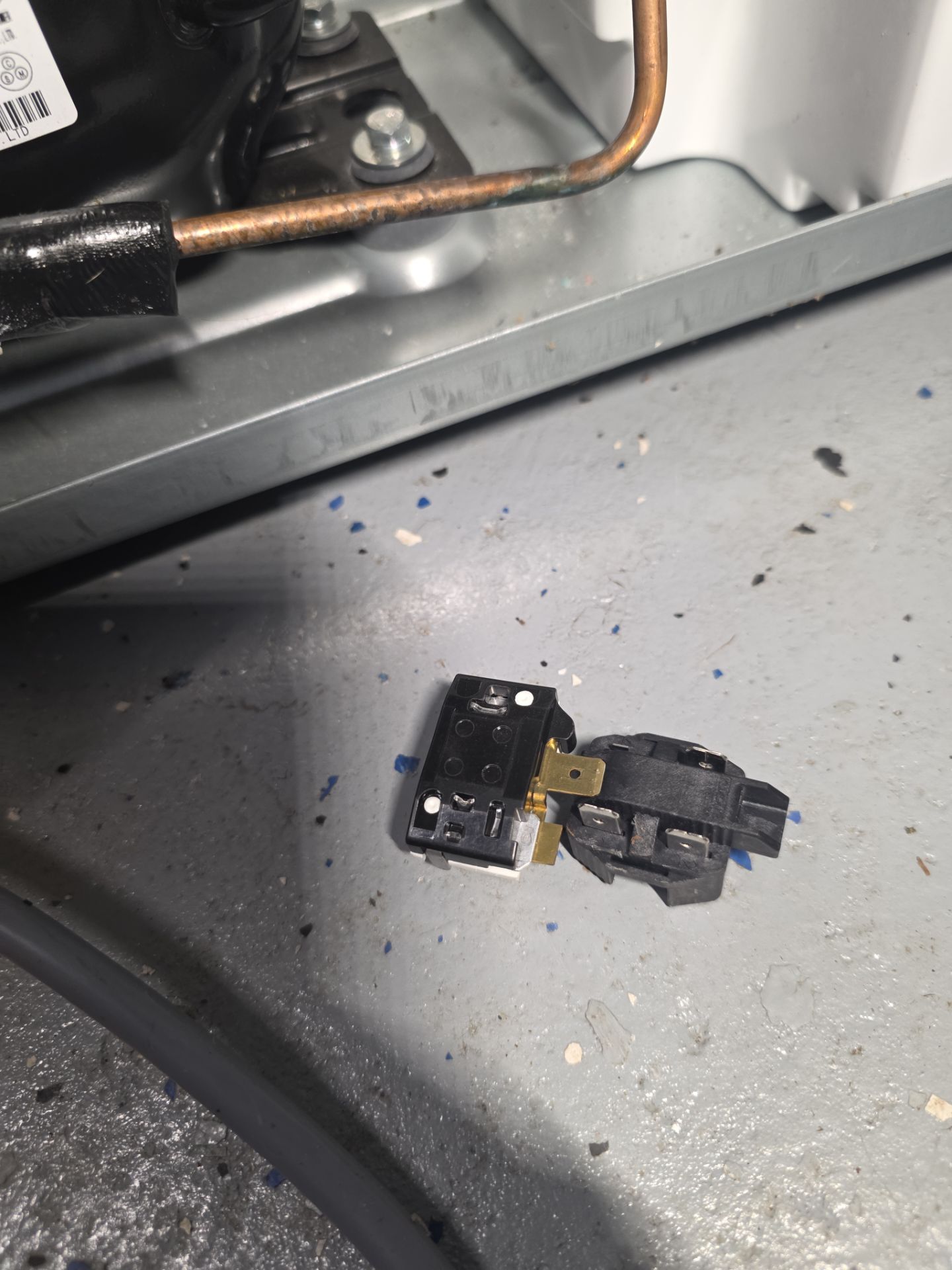 Upright Freezer Electrical Diagnostic and Repair in Howey-in-the-Hills by AMB-WORKS APPLIANCE REPAIR
