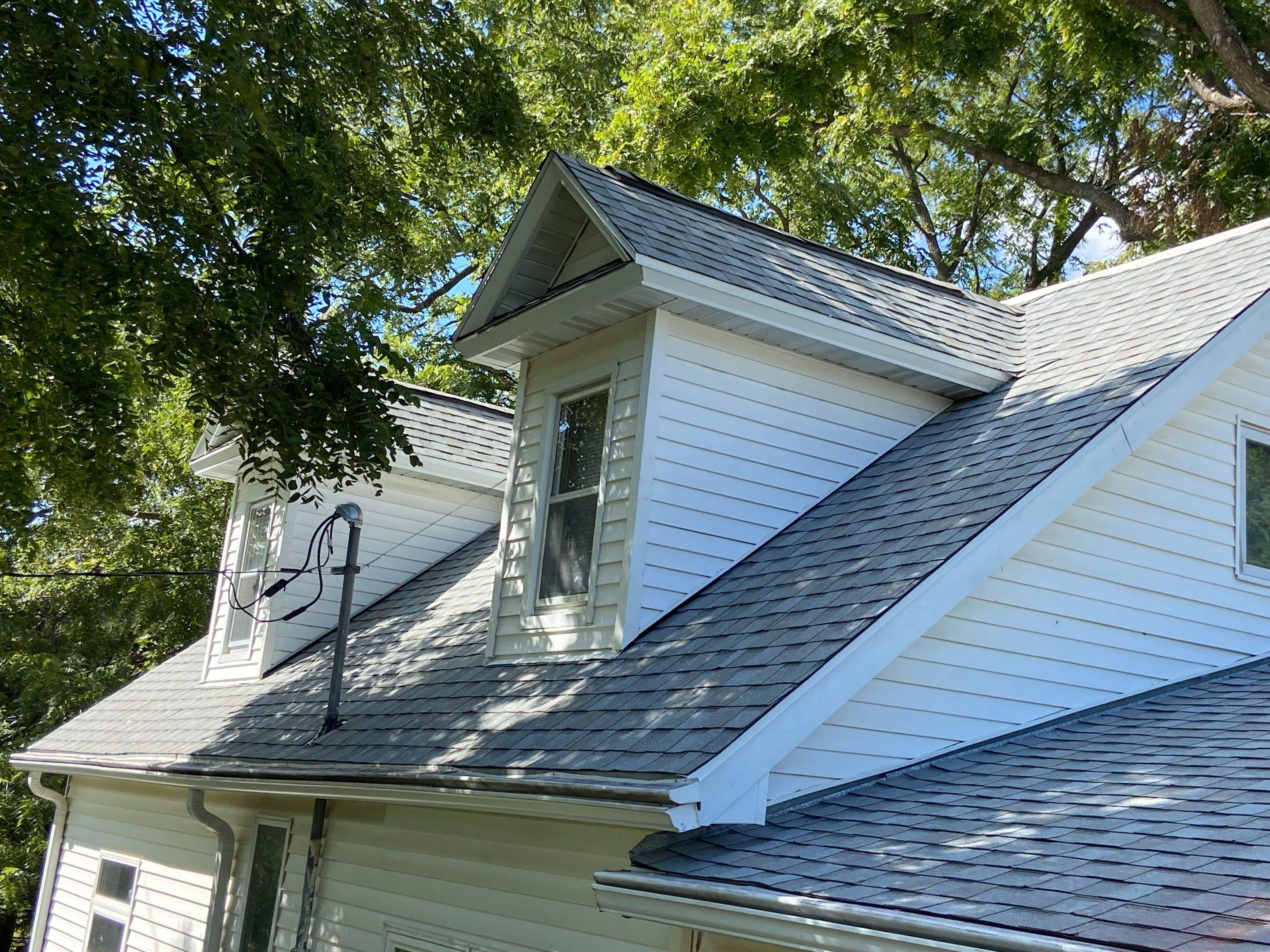 Complete Architectural Shingle Roof Installation and Decking in Crescent by Star Home