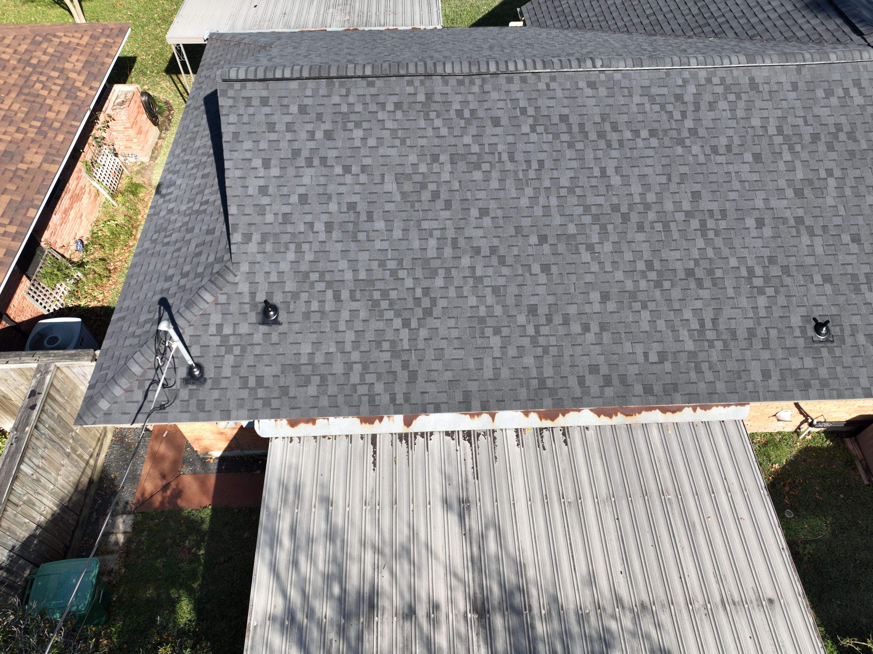 SureStart PLUS 4-STAR Warranty Fully covers materials, labor, tear-off and disposal expenses in years 1-50. by Roof Concepts Construction
