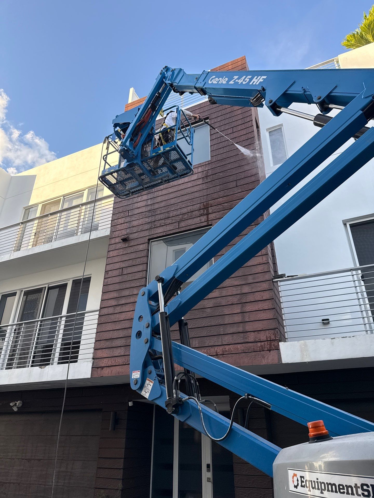 Fort Lauderdale Town Homes Exterior Painting by John “The Greek” Painting