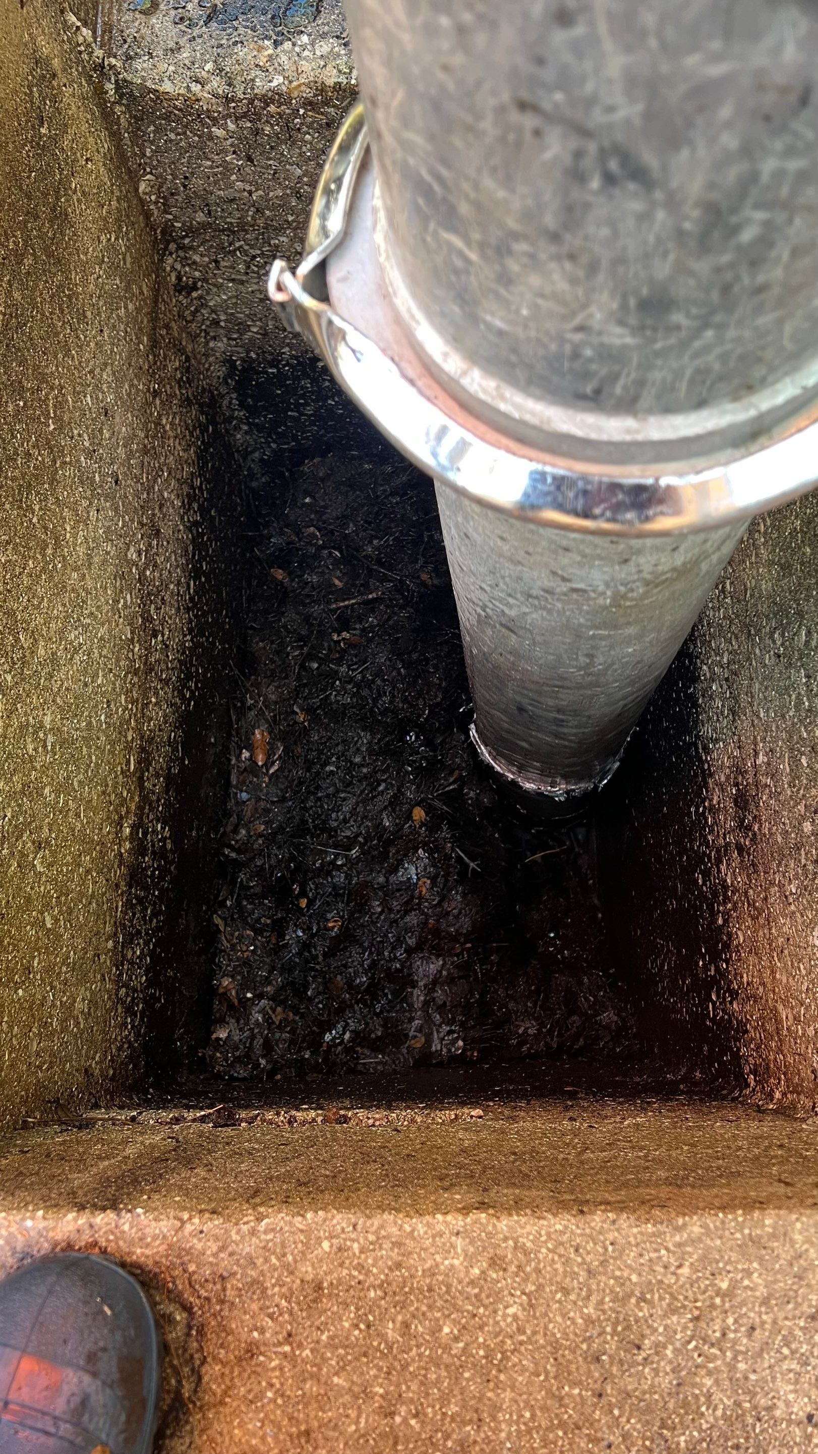 Community Stormwater System Maintenance by APS Power & Water