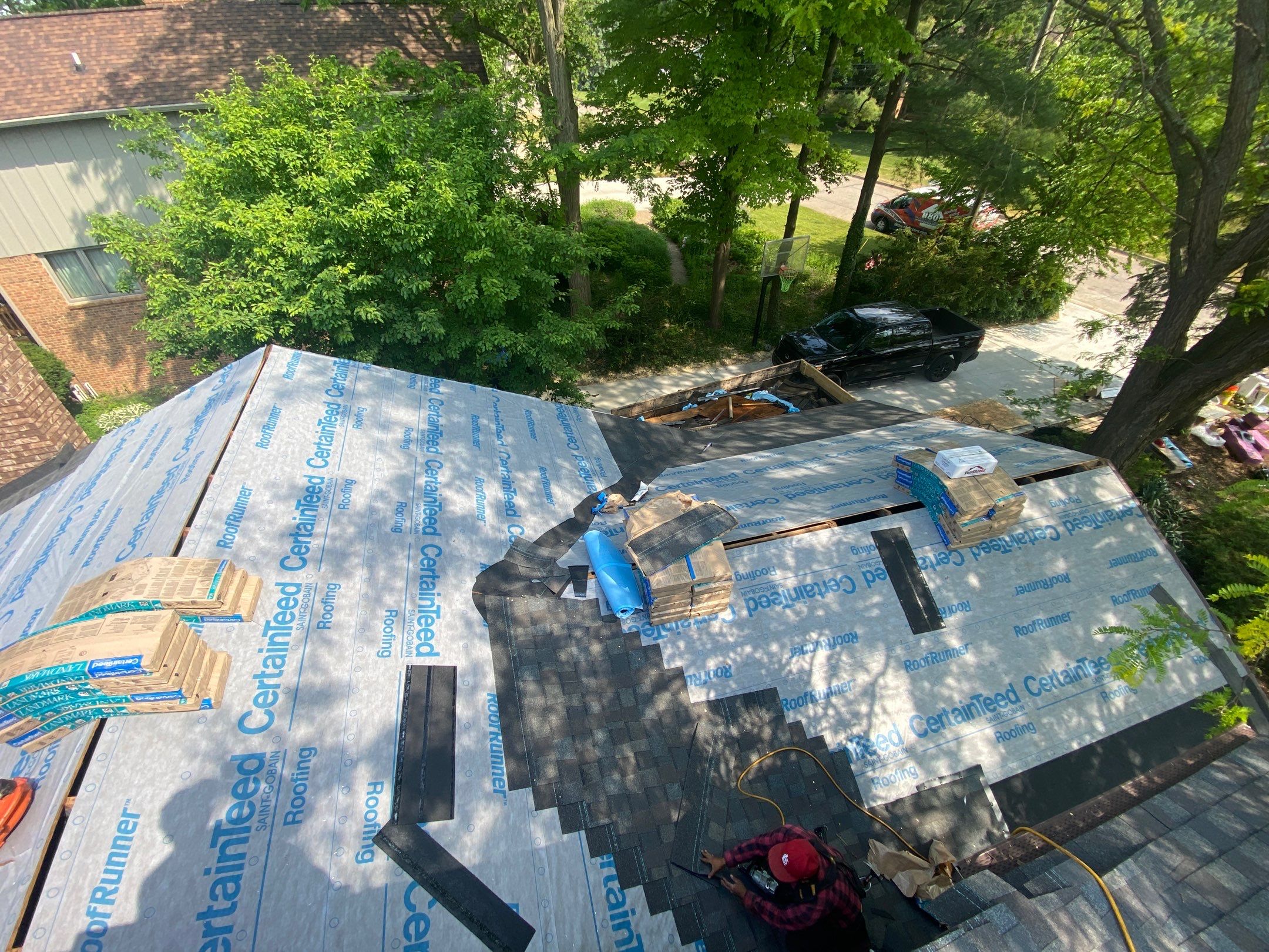 Roof Replacement using CertainTeed Landmark by 180 Contractors