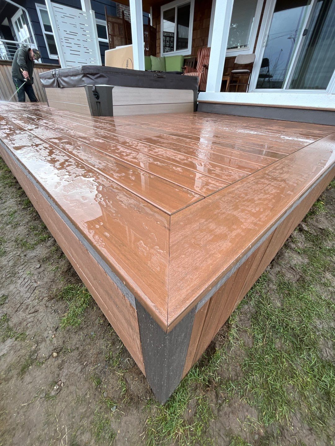 Deck Extension with Hideaway Screen by Alki deck builders 