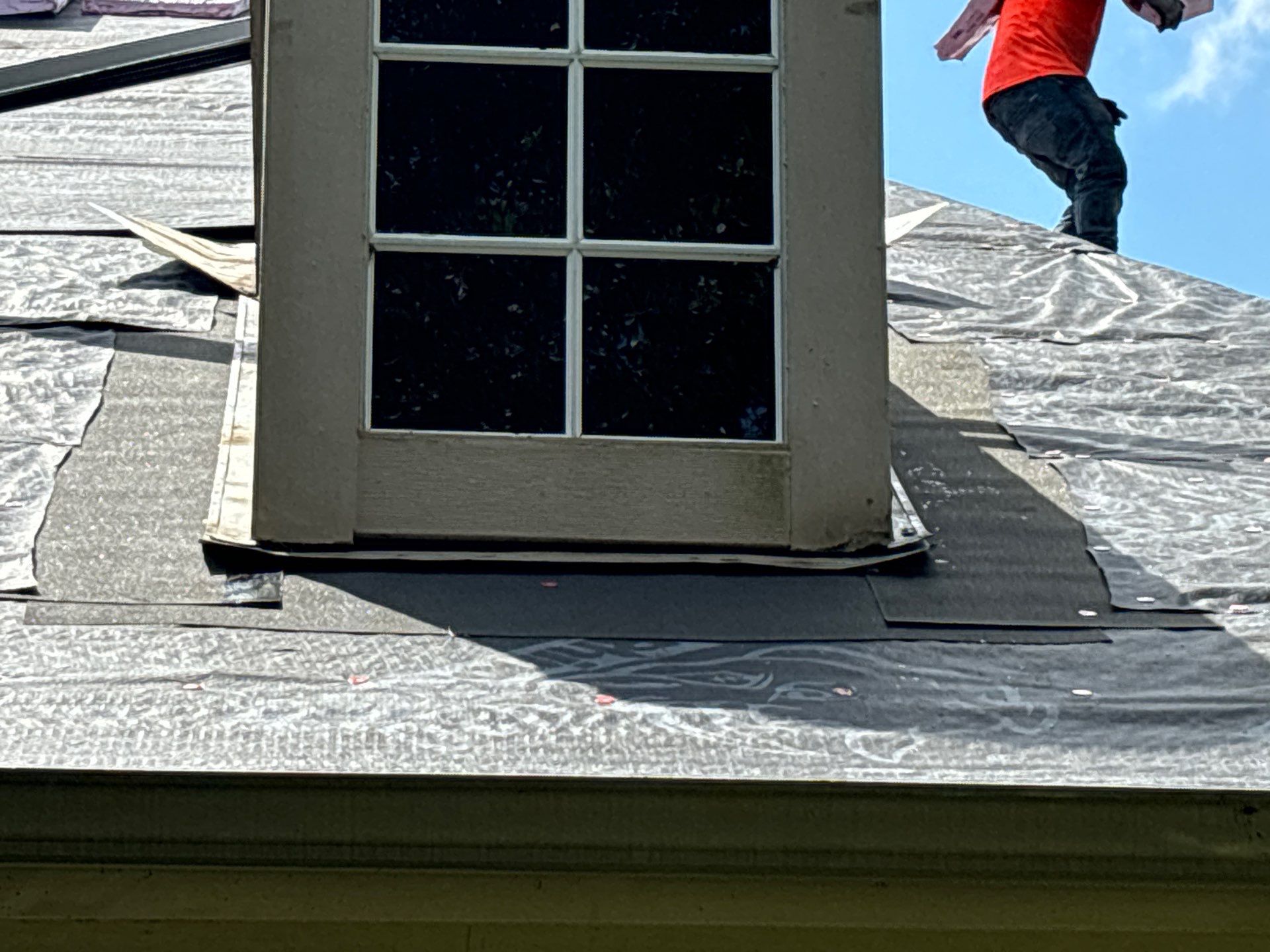 Residential Roofing Installation using Owen's Corning Duration (Lifetime) Shingles by Roof Repair Company