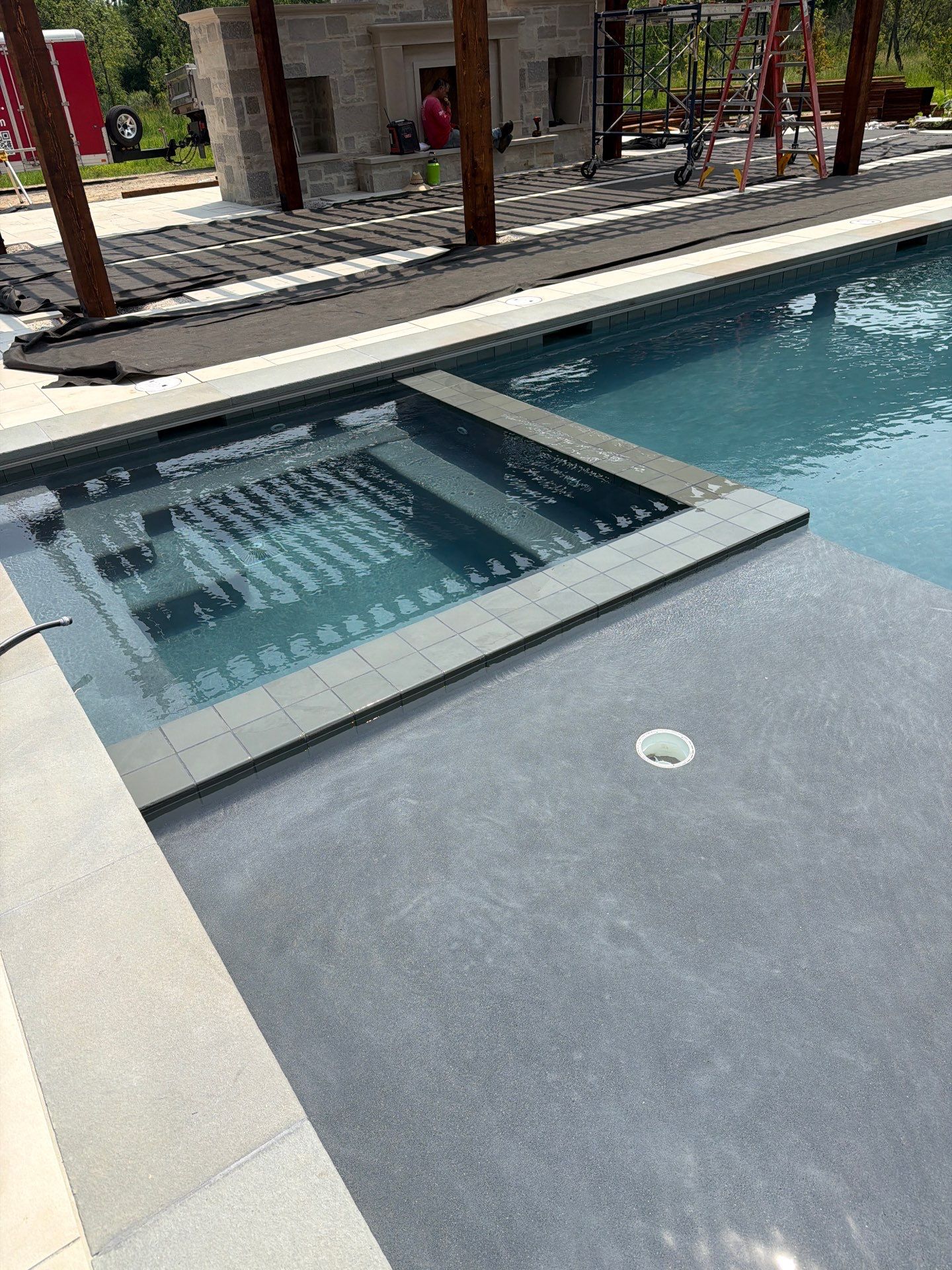 French Riv Pool Spa Combo by North Shore Pool & Spa