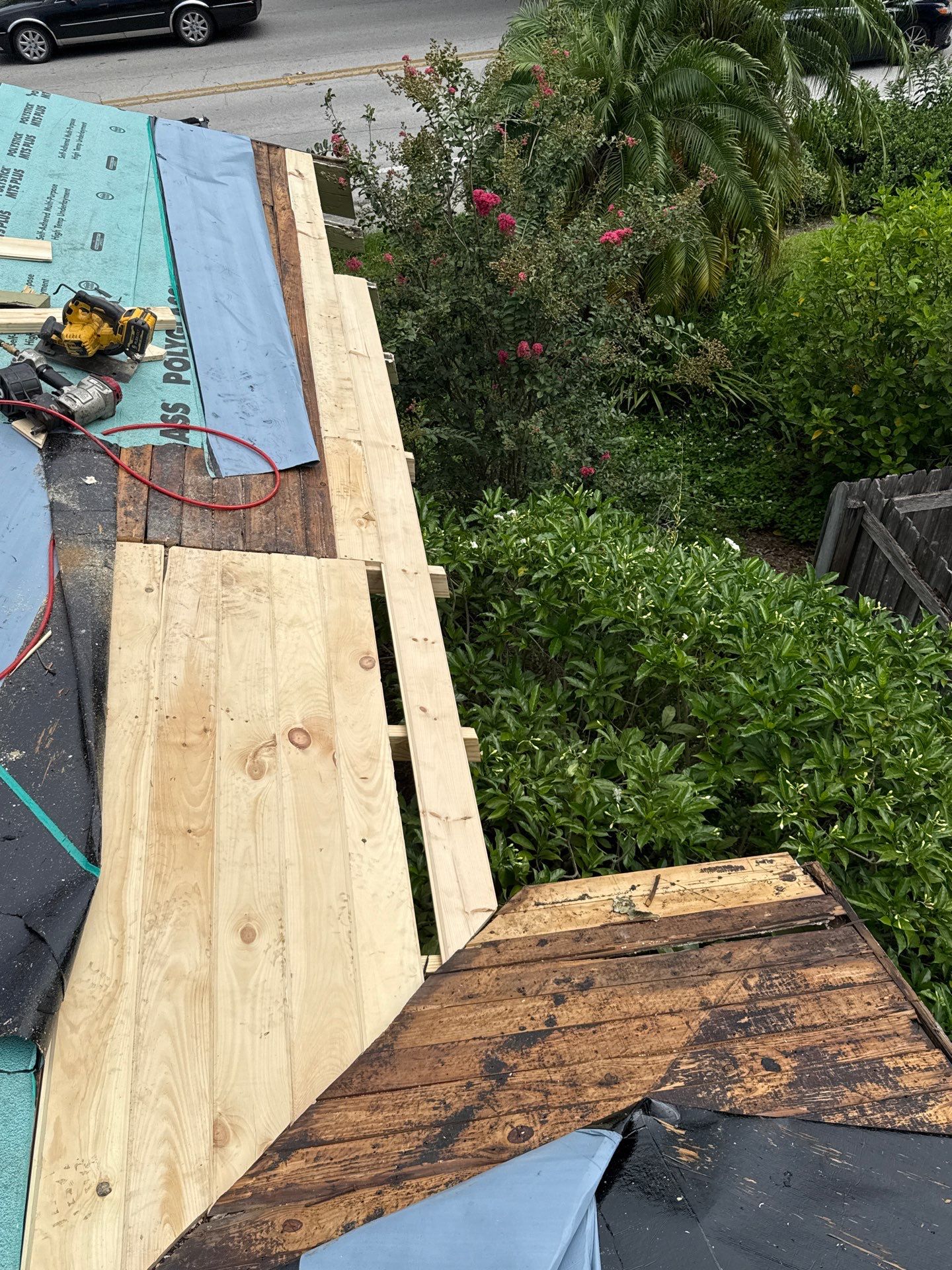 Project in St. Petersburg 33704 by Mitchell Roofing Company LLC 