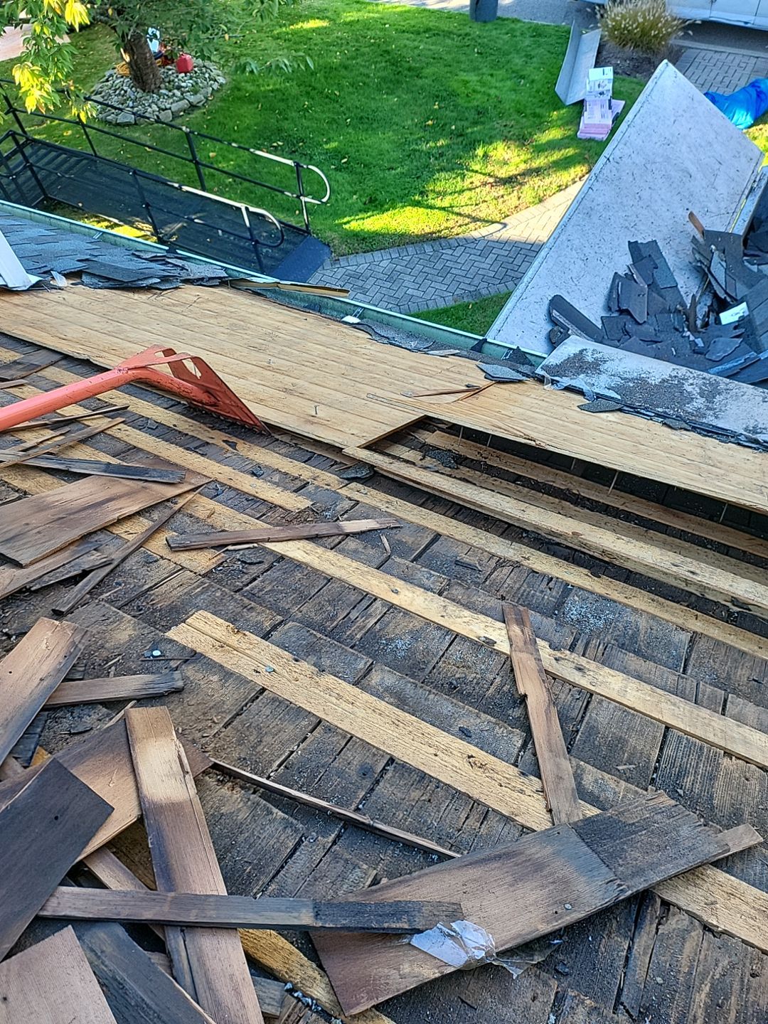 Residential Roofing Installation using Owens Corning Duration Onyx Black by A Plus Exterior