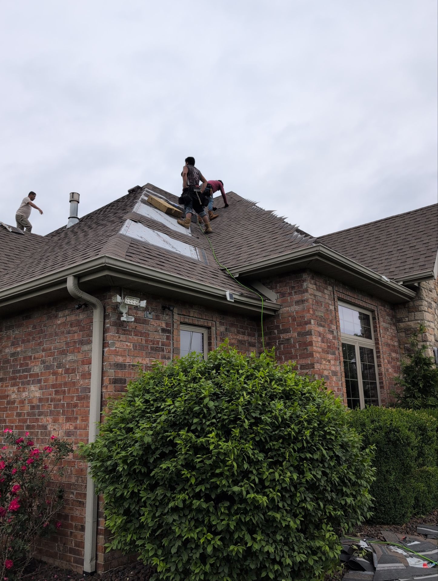 Roof Replacement & Seamless Gutters in Ozark by Table Rock Design + Build