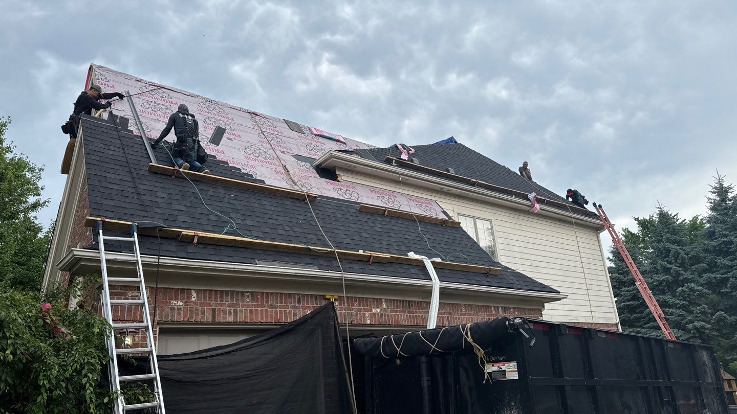Roof Replacement using Owens Corning Onyx Black by 180 Contractors