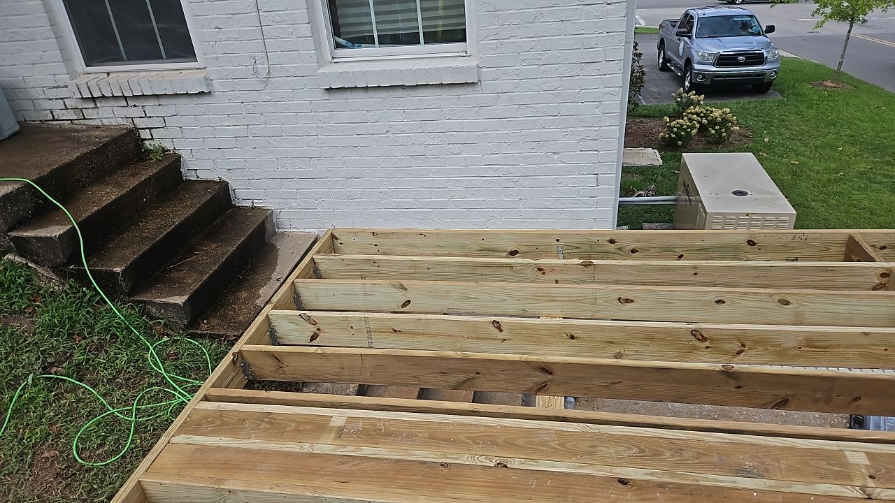 Independence Drive - Deck Installation   by Pillar and Pine