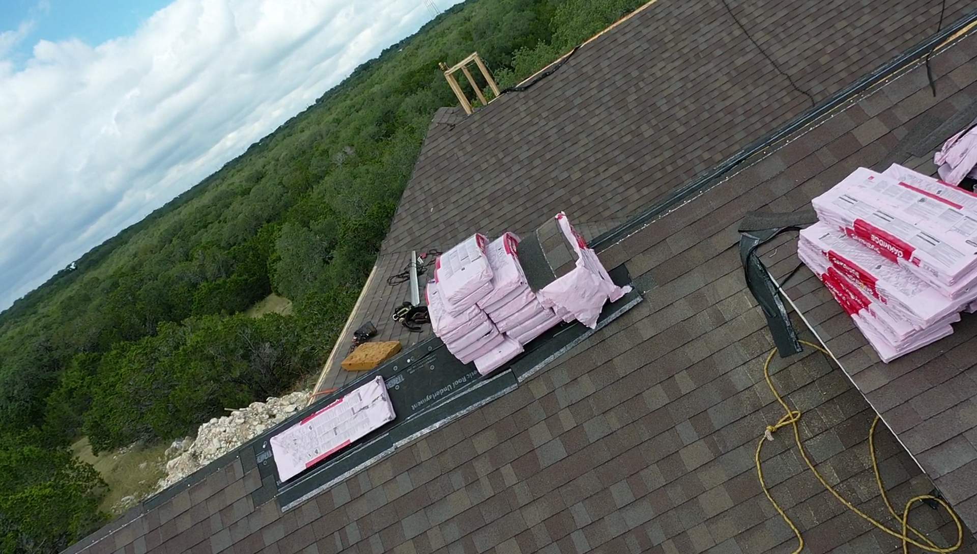 New Home Construction using Owens Corning 30 year Architectural Shingles by Premier Roofing and Contracting