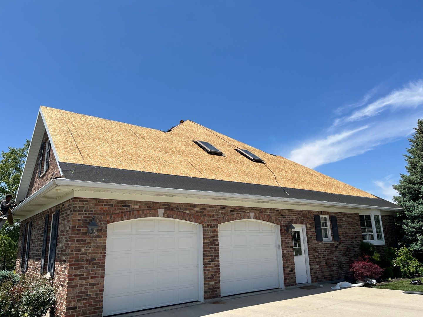 Residential Roofing Installation using GAF Timberline HDZ Charcoal by Nitro Roofing and Construction