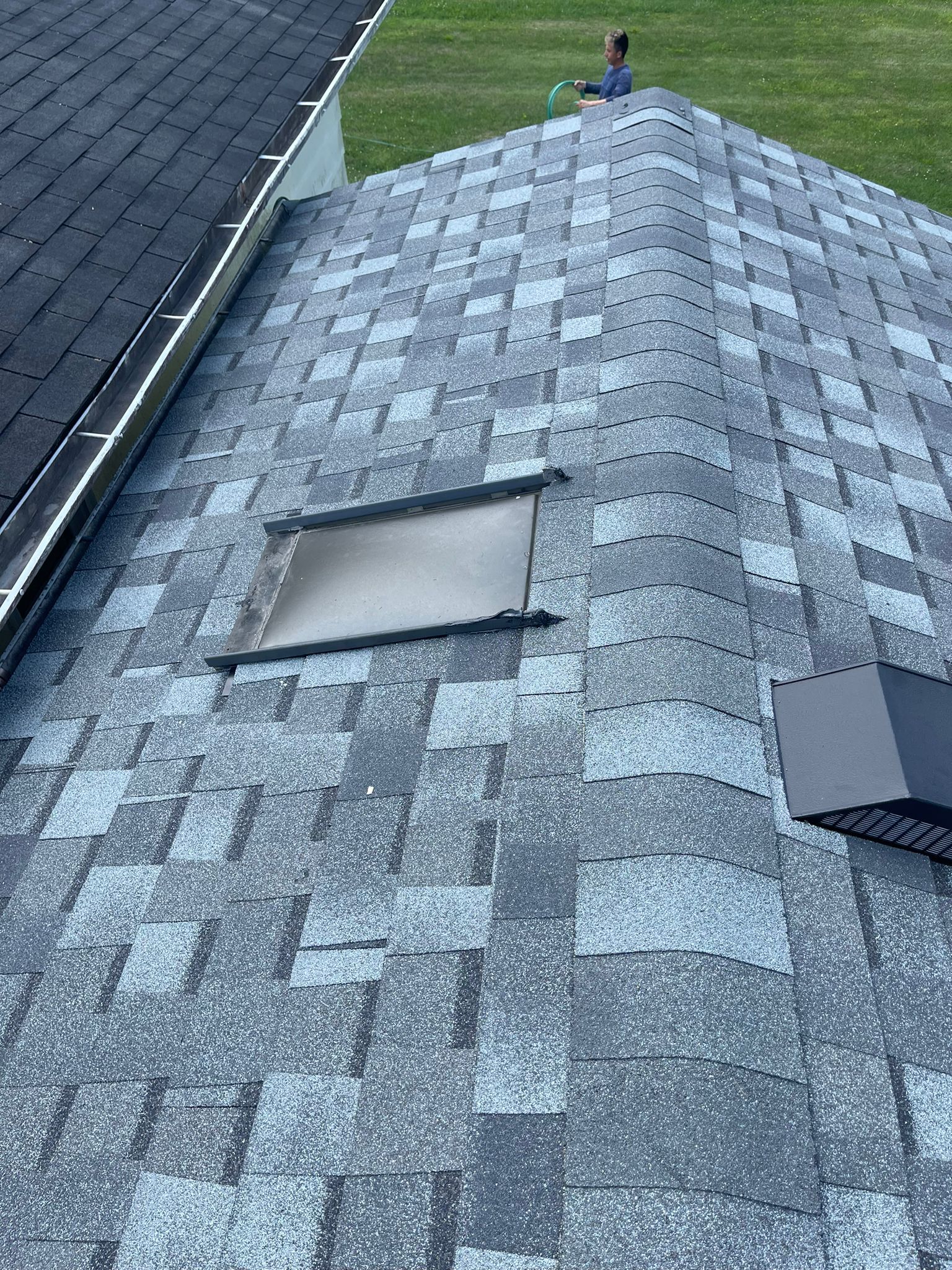 ATLAS PINNACLE COLOR: COASTAL GRANITE by Eagle Eye Roofing