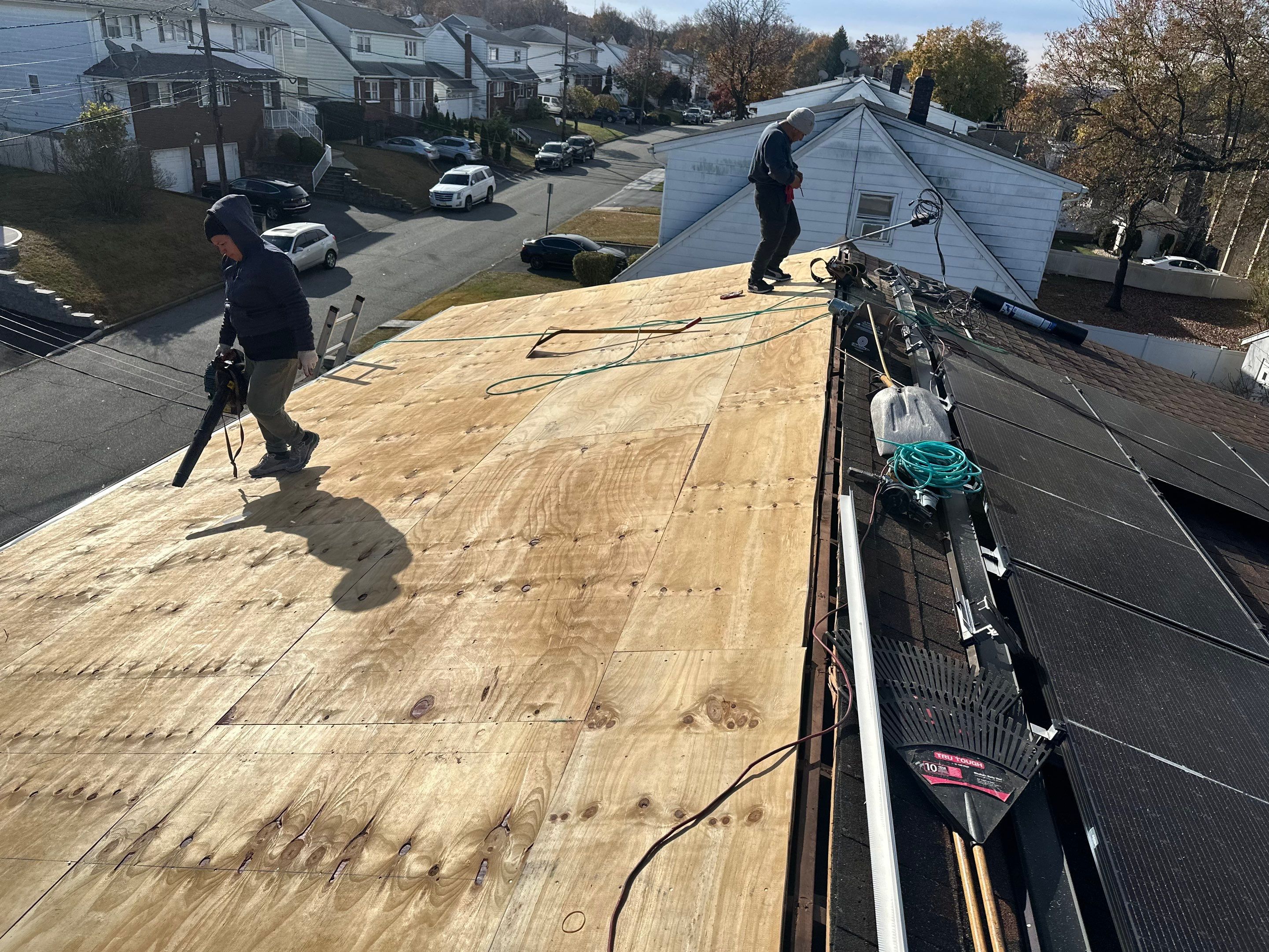 Brownwood Shingles by Reimagine Roofing