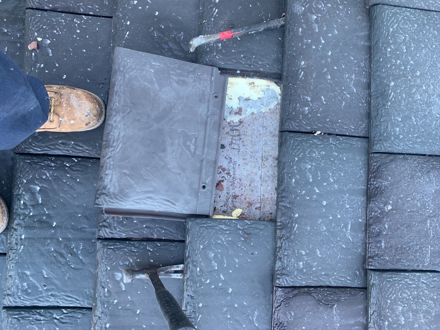 Ludowici - Lexington Slate - Vermont Gray Black by Istueta Roofing
