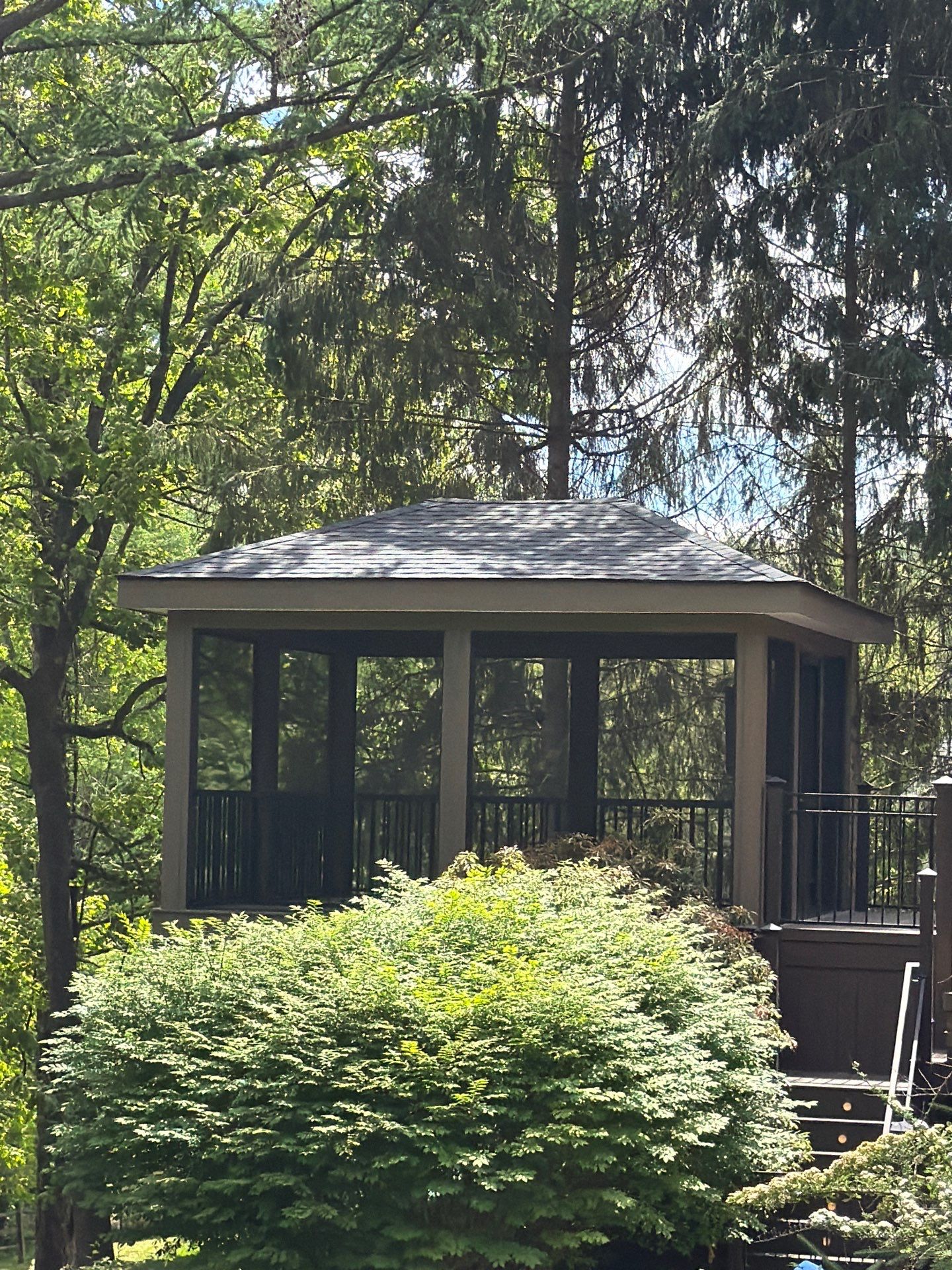 New Deck With a Screened In Porch In Mendham, New Jersey by deck guardian