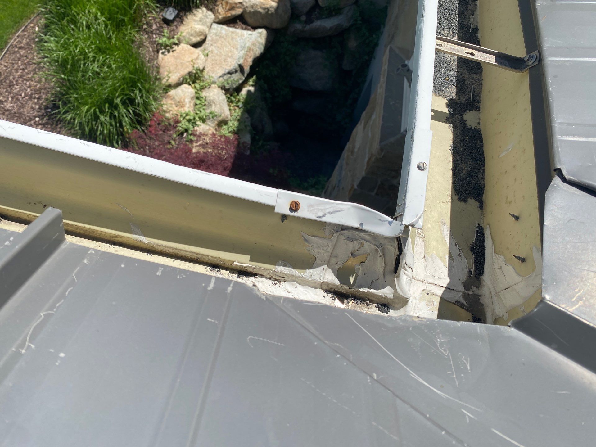 Project in sandy by Emerald Gotcha Gutters 