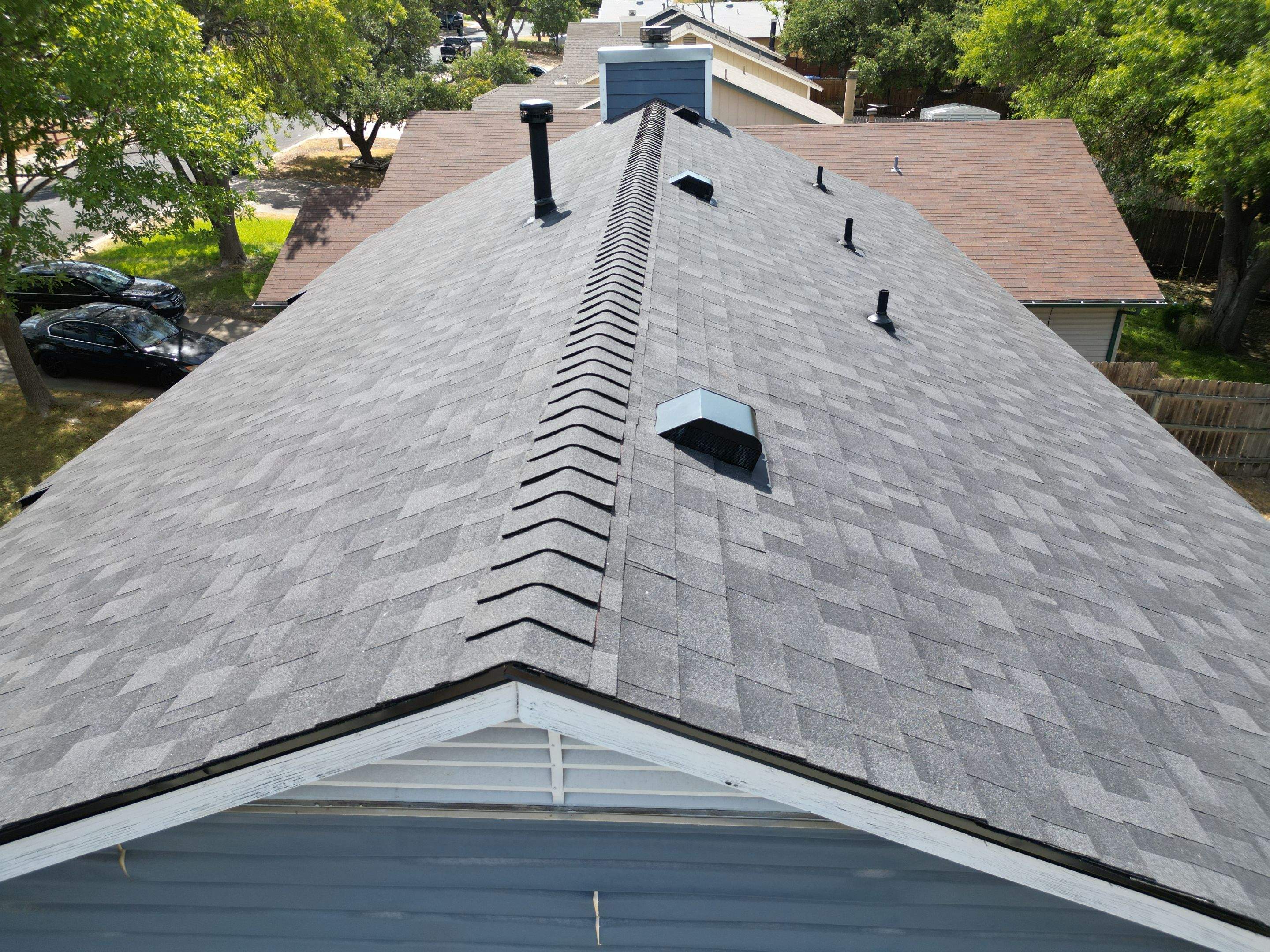 Onyx Black - Owens Corning TruDefinition Duration by RoofsOnly.com
