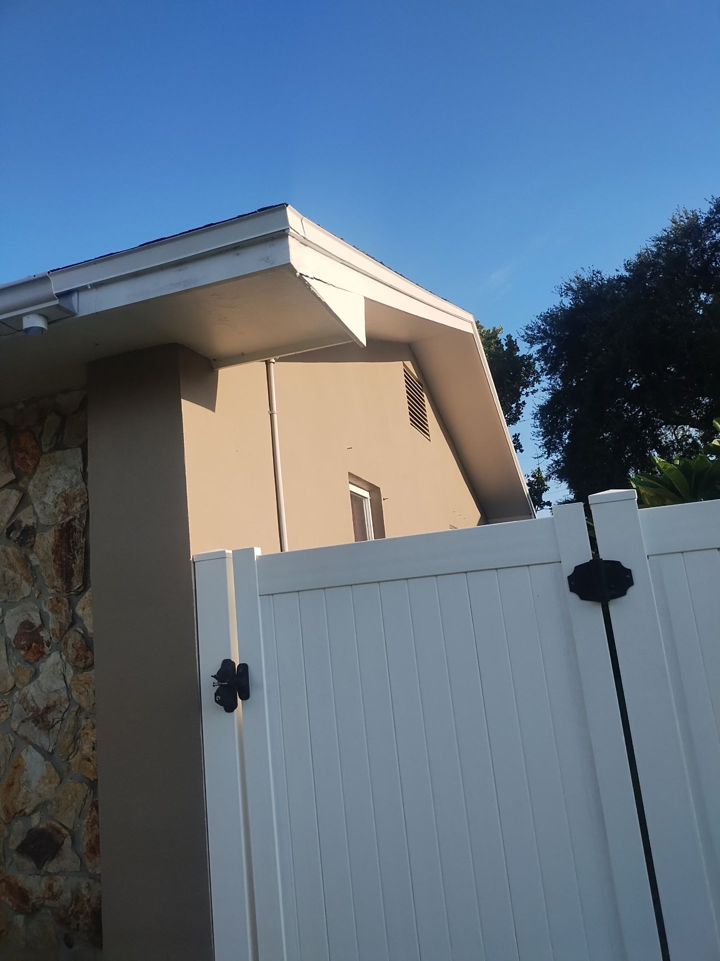 Project in Seminole 33776 by Mitchell Roofing Company LLC 