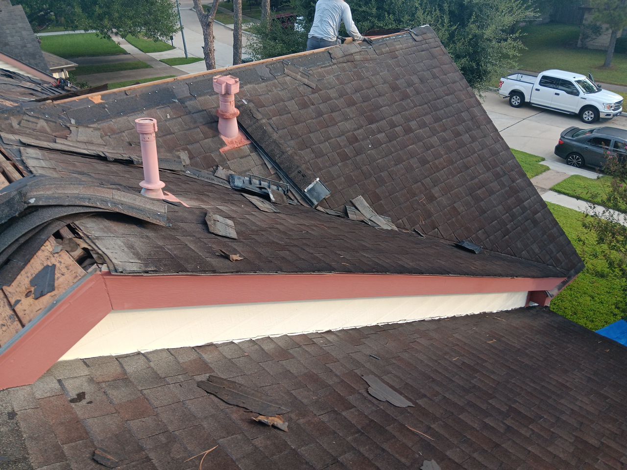 Residential Roofing Installation using Owen's Corning Duration (Lifetime) Shingles by Roof Repair Company