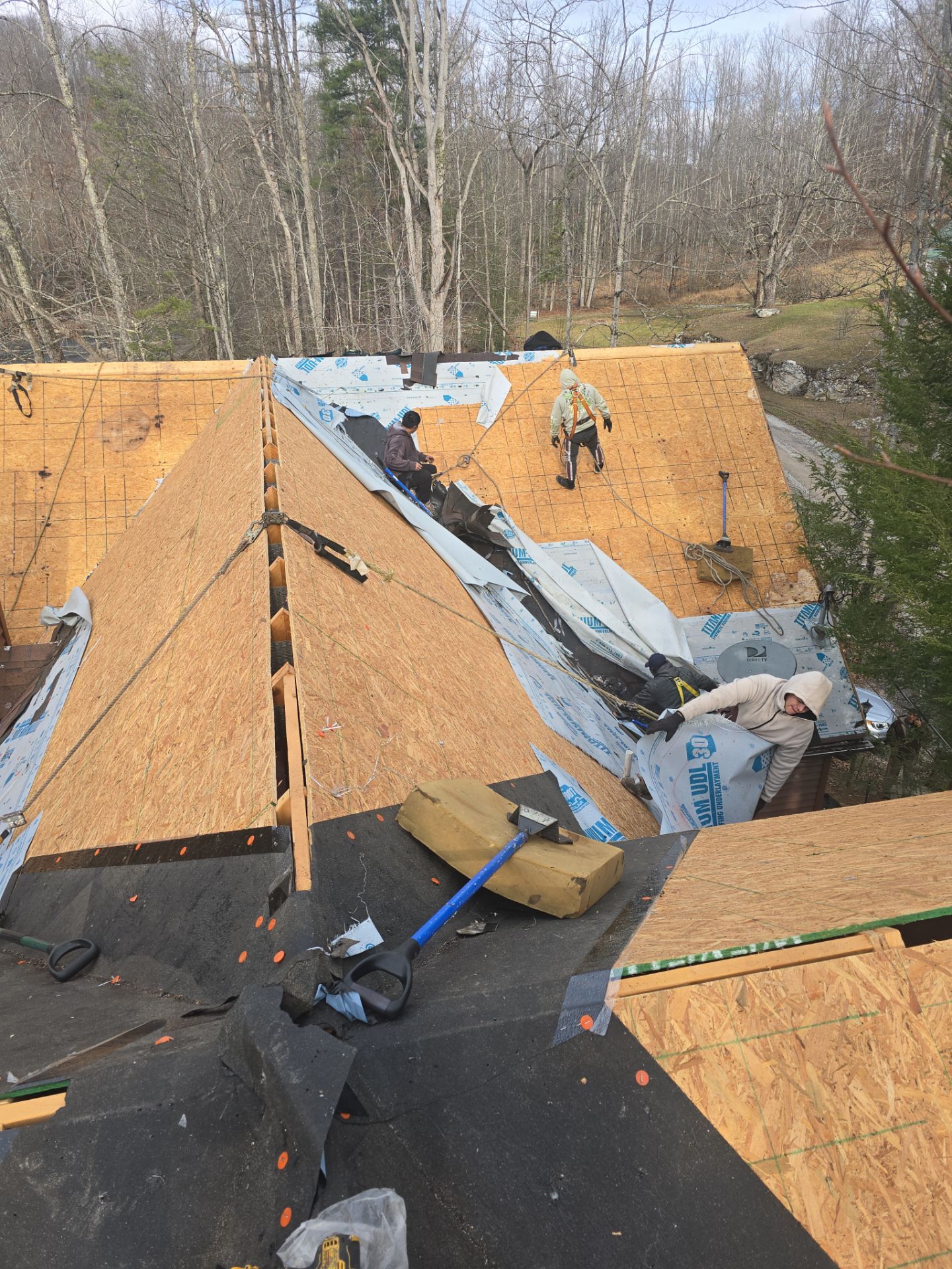 Residential Roofing Installation using Standing Seam Metal - 4766 by Rainstoppers Roofing
