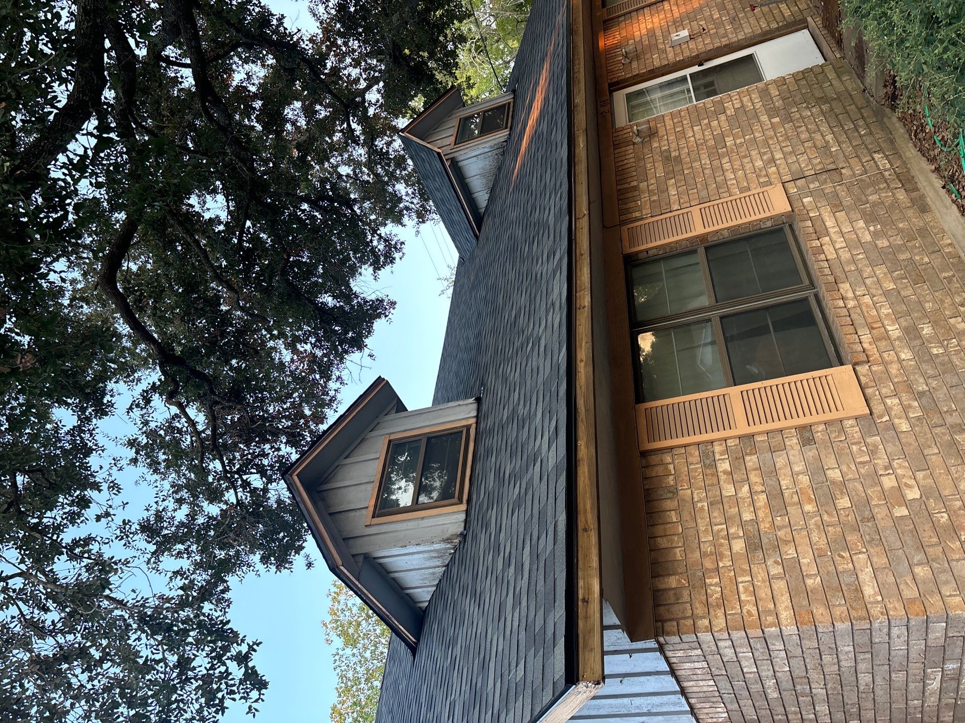 Residential Roofing Installation using Owen's Corning Duration (Lifetime) Shingles by Roof Repair Company