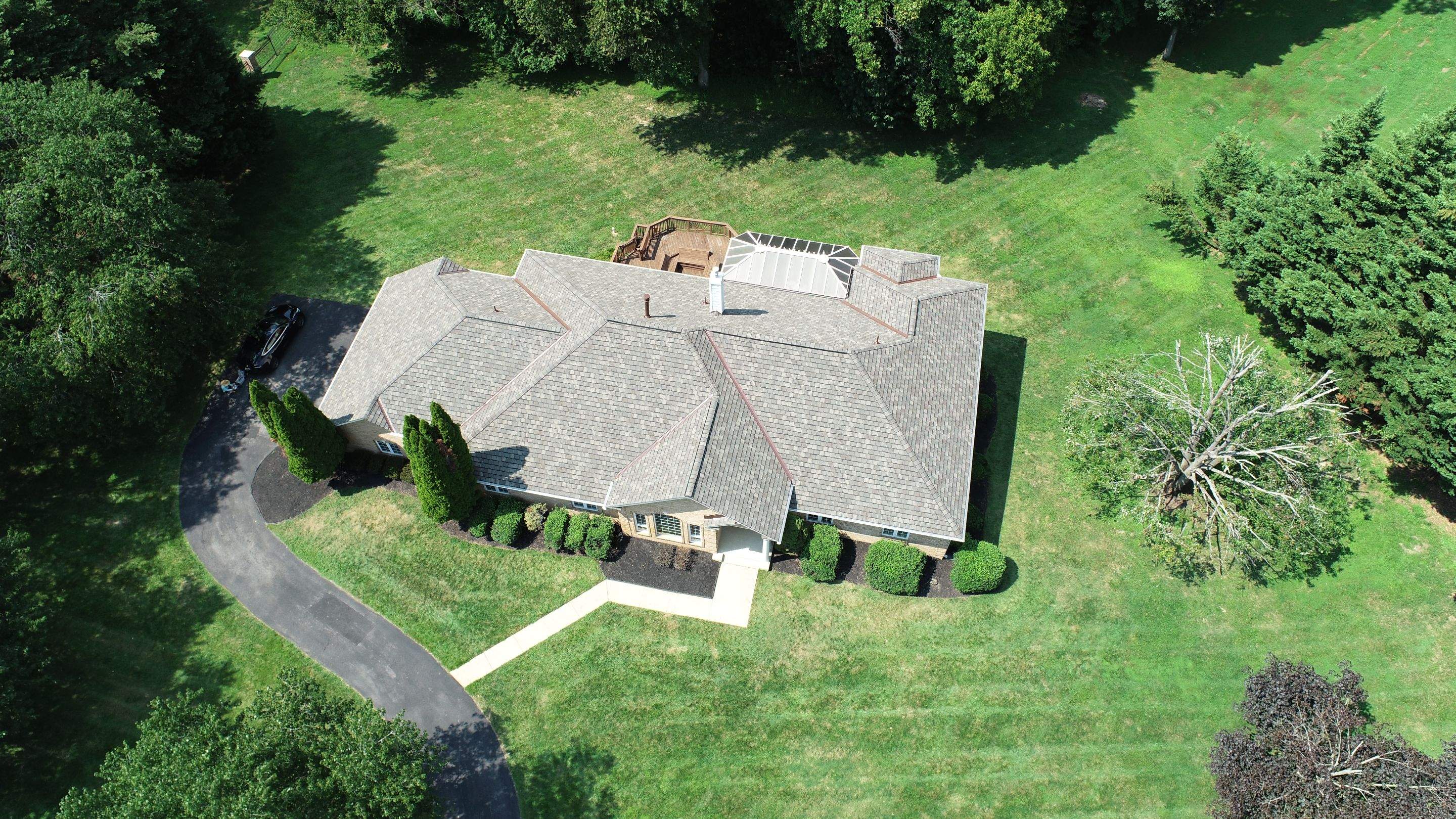 Roof Replacement using Certainteed Grand Manor Shingles by American Home Contractors