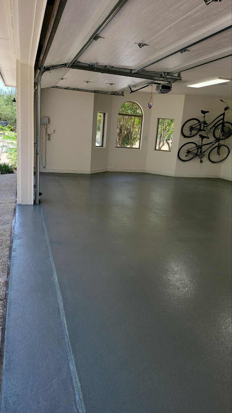 Pinnacle, Stone Oak by TORO Garage Co