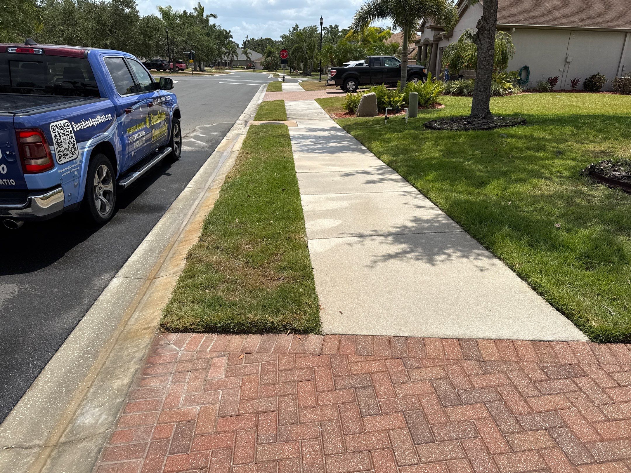 Paver Driveway & Sidewalk Cleaning with Hi-Low Surface Cleaner – Oakleaf Hammock, Ellenton, FL by Sunshine AquaWash