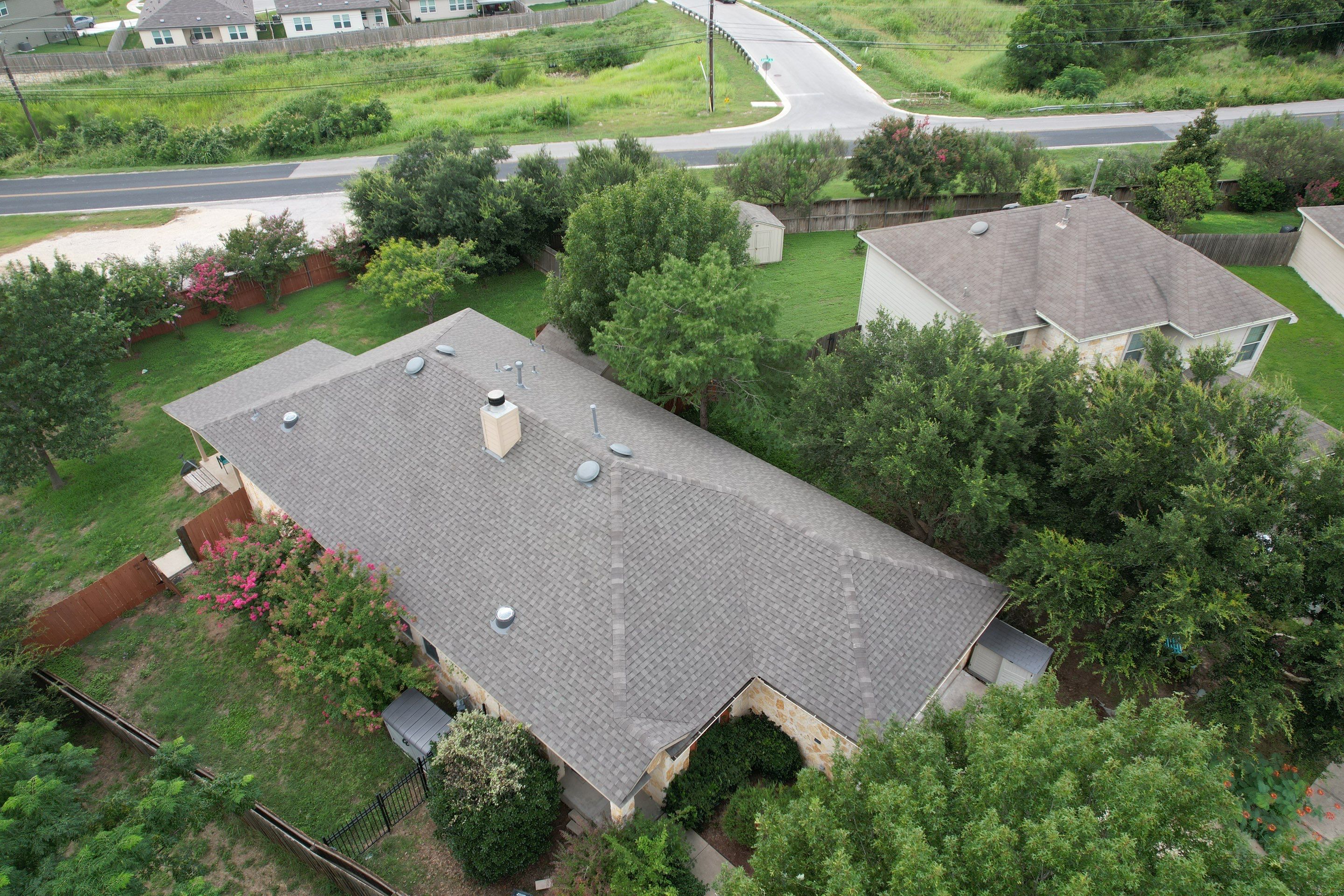 TAMKO Titan XT Weathered Wood by STX Roofing